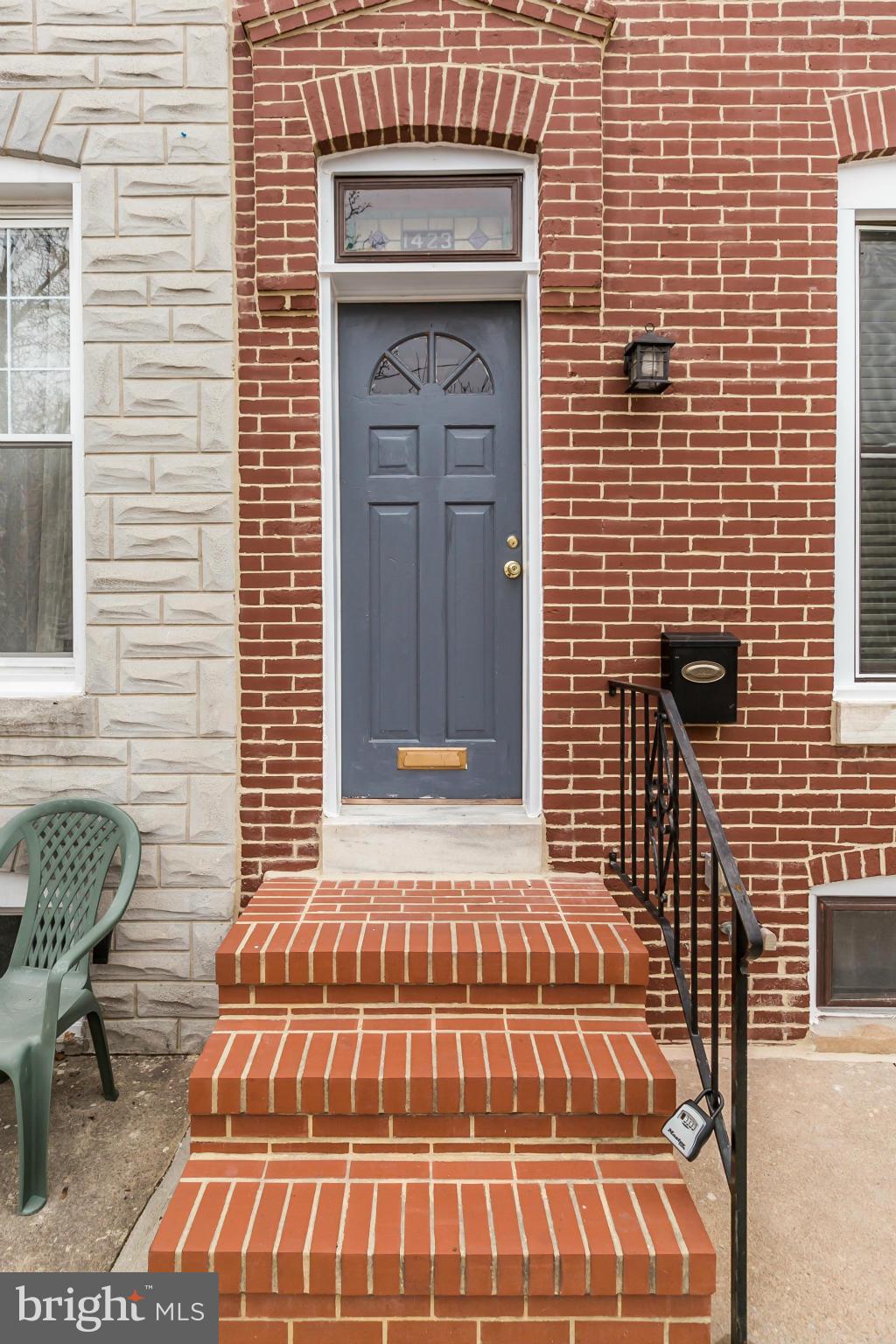 LOCUST POINT - Residential Lease