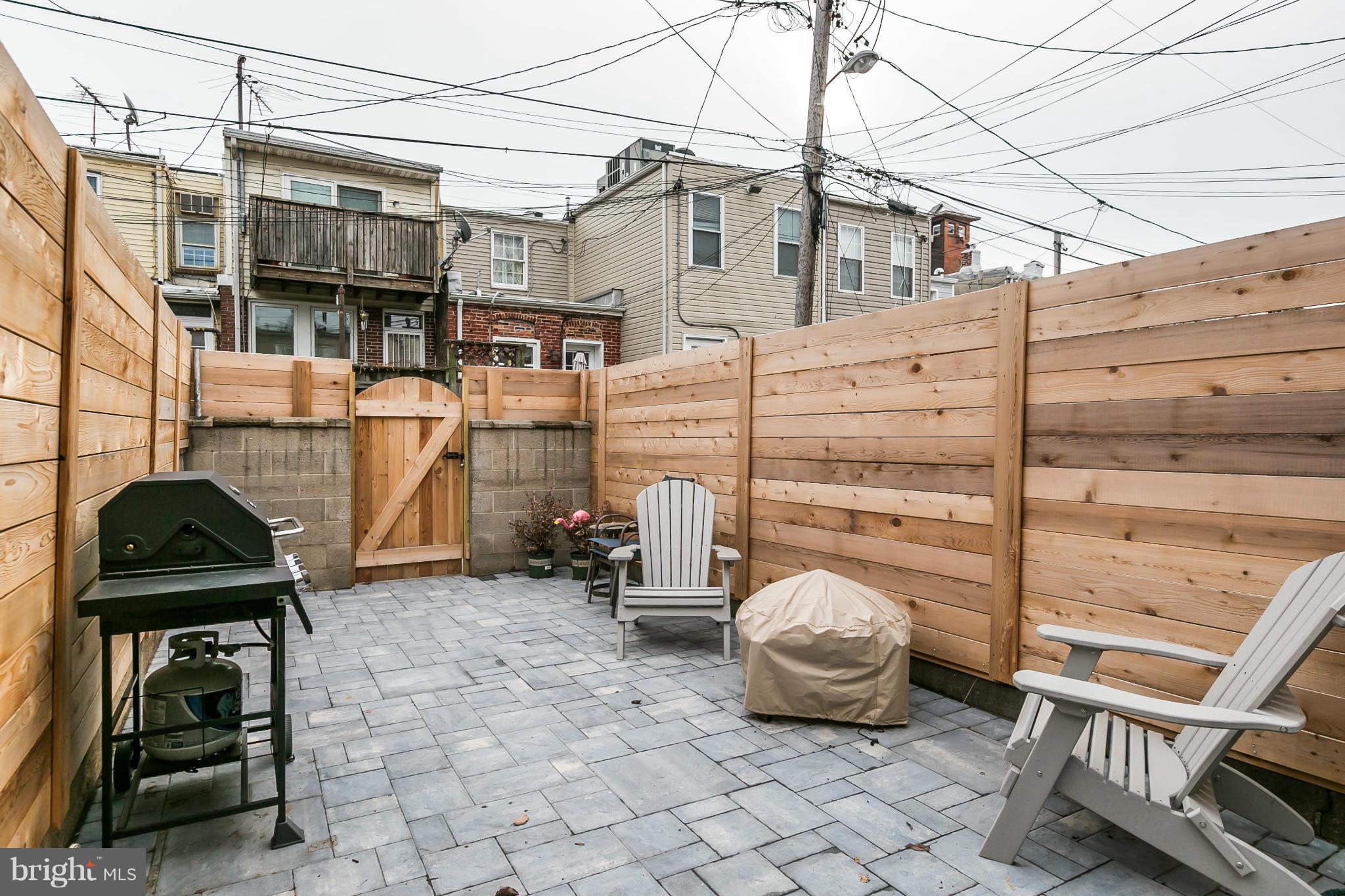 LOCUST POINT - Residential Lease