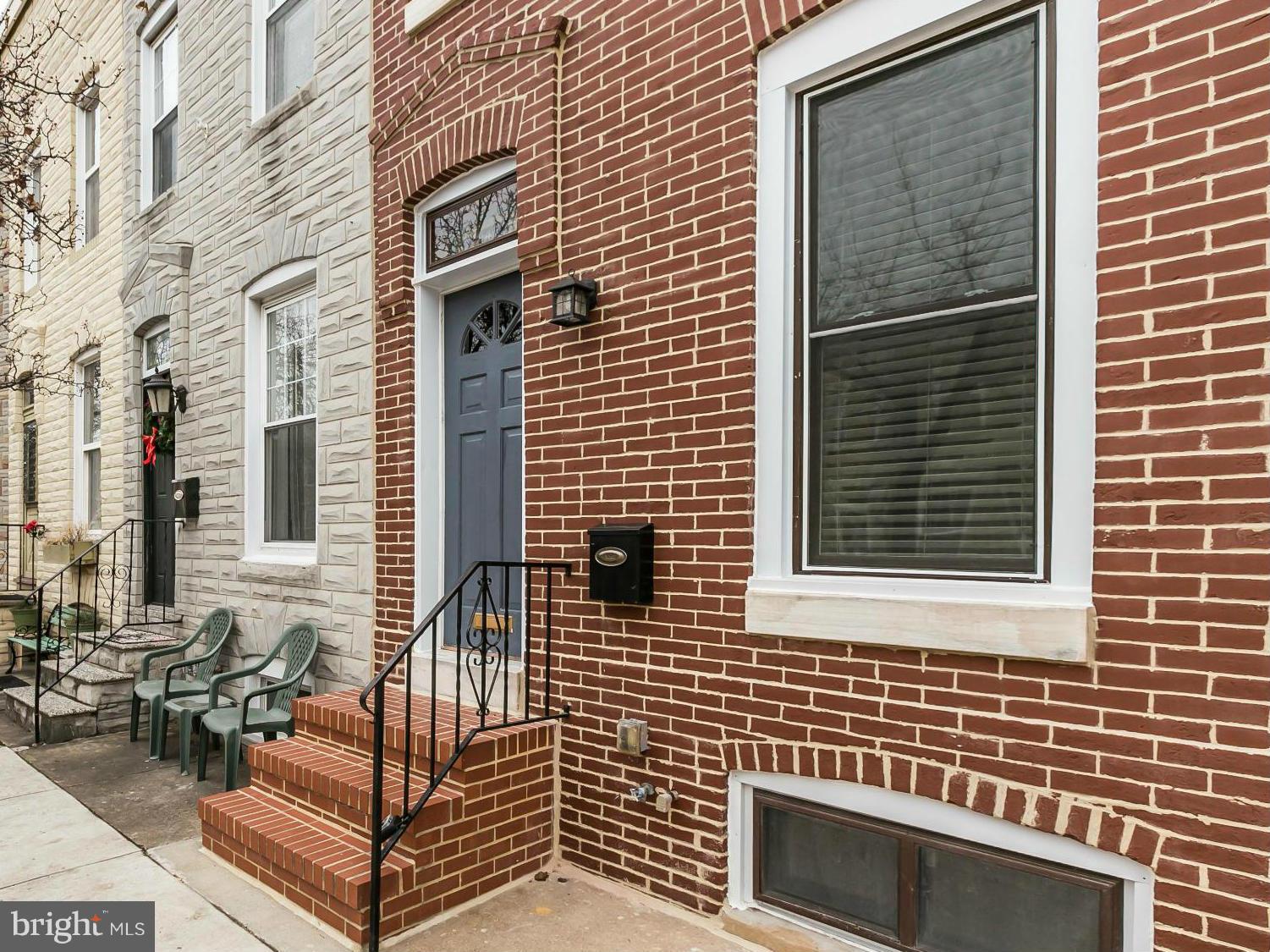 LOCUST POINT - Residential Lease