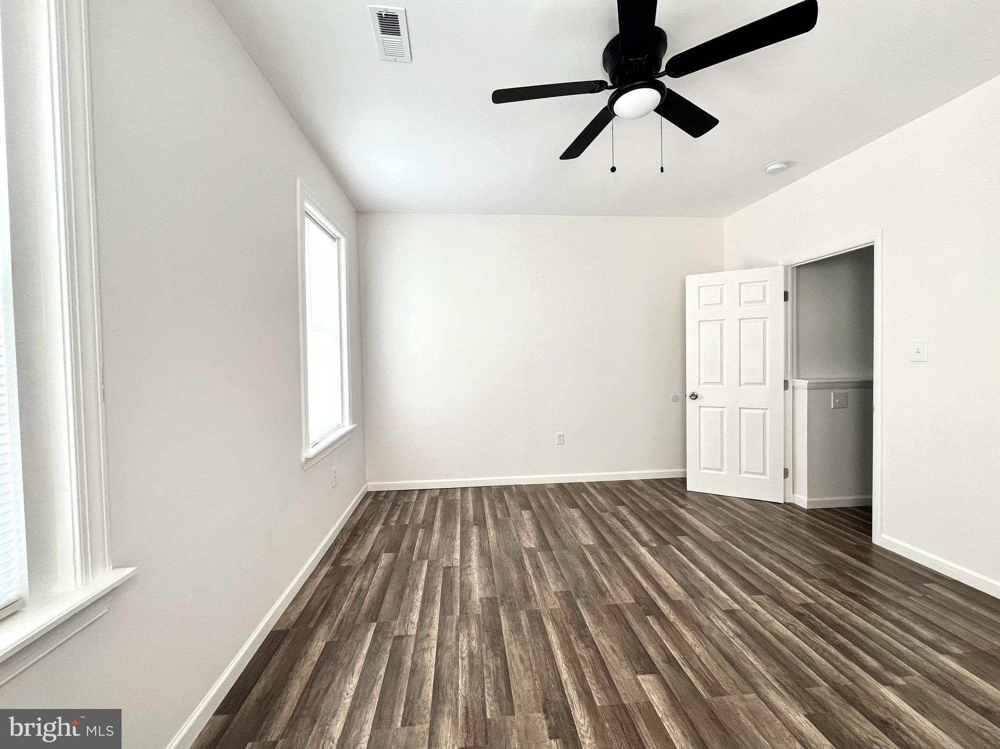 FRANKFORD - Residential Lease