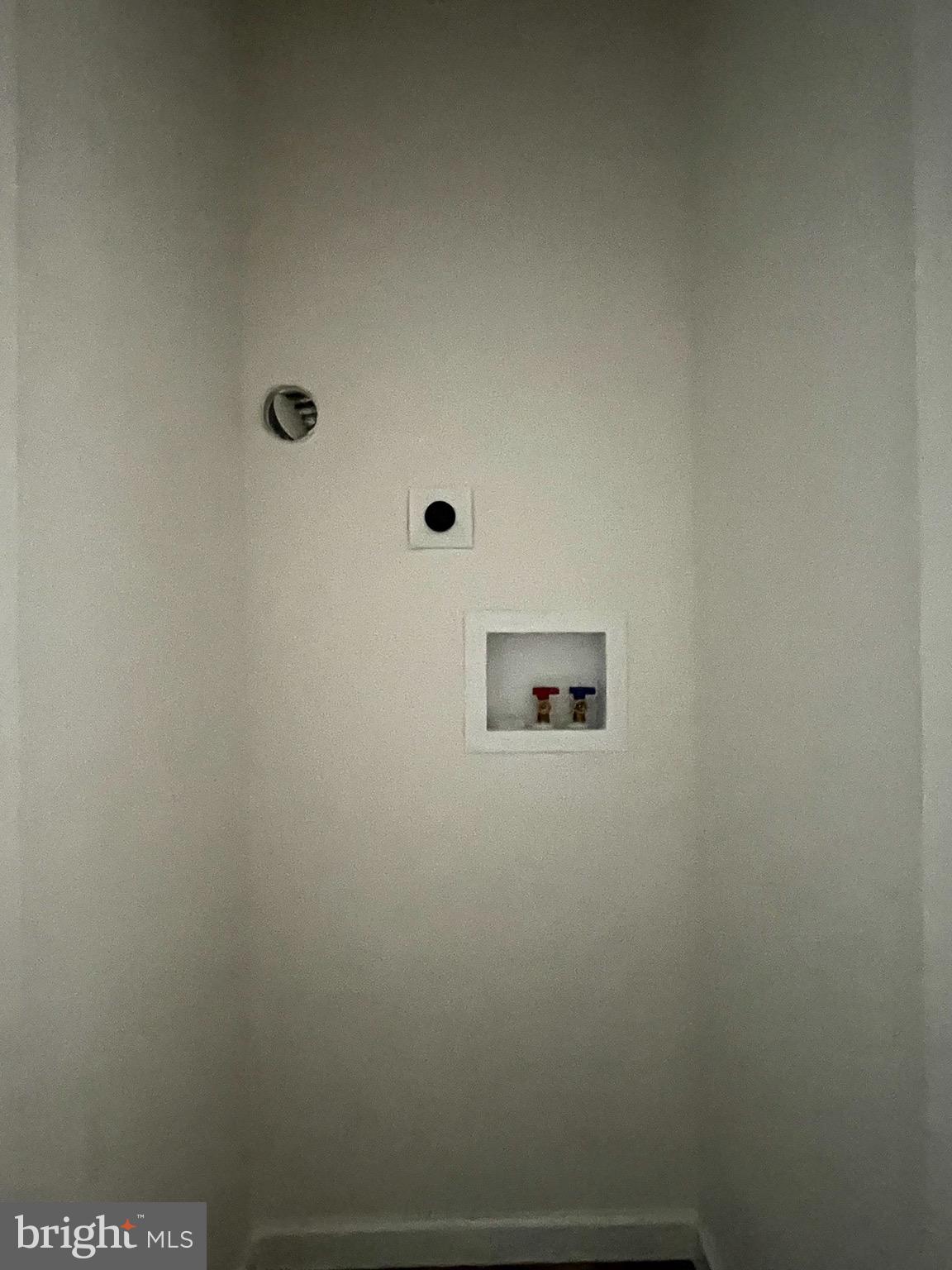 FRANKFORD - Residential Lease