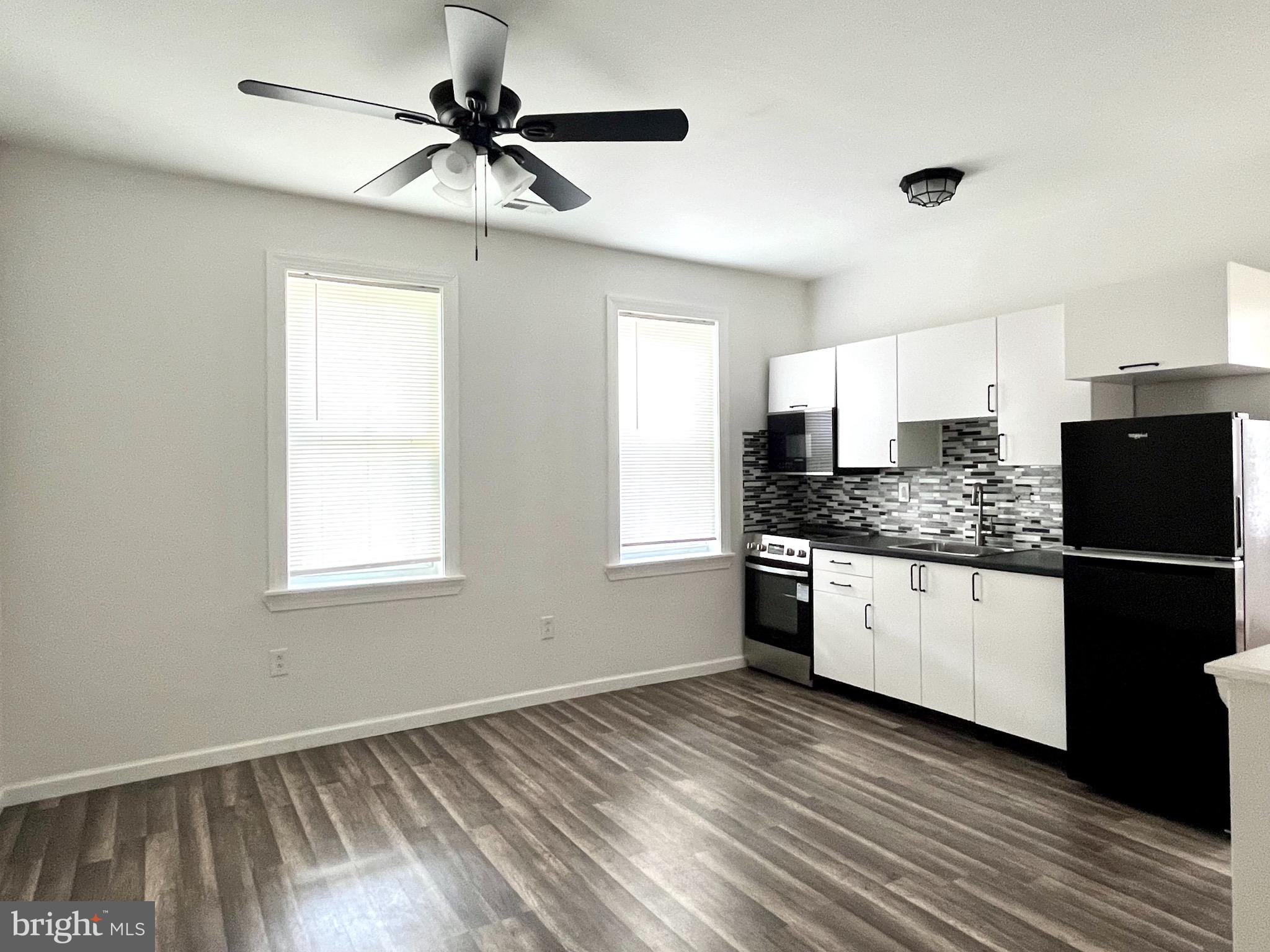 FRANKFORD - Residential Lease