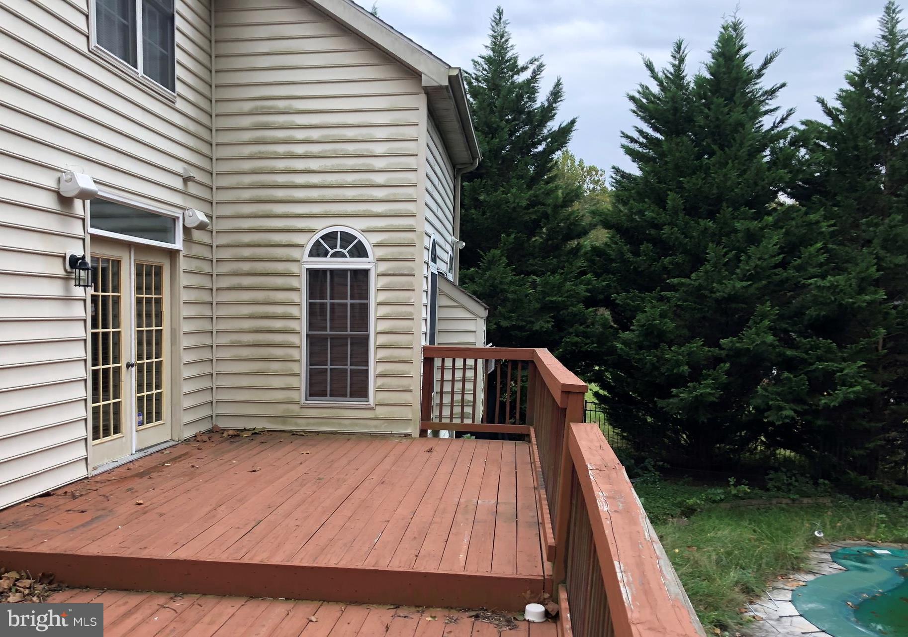 CROOM STATION - Residential