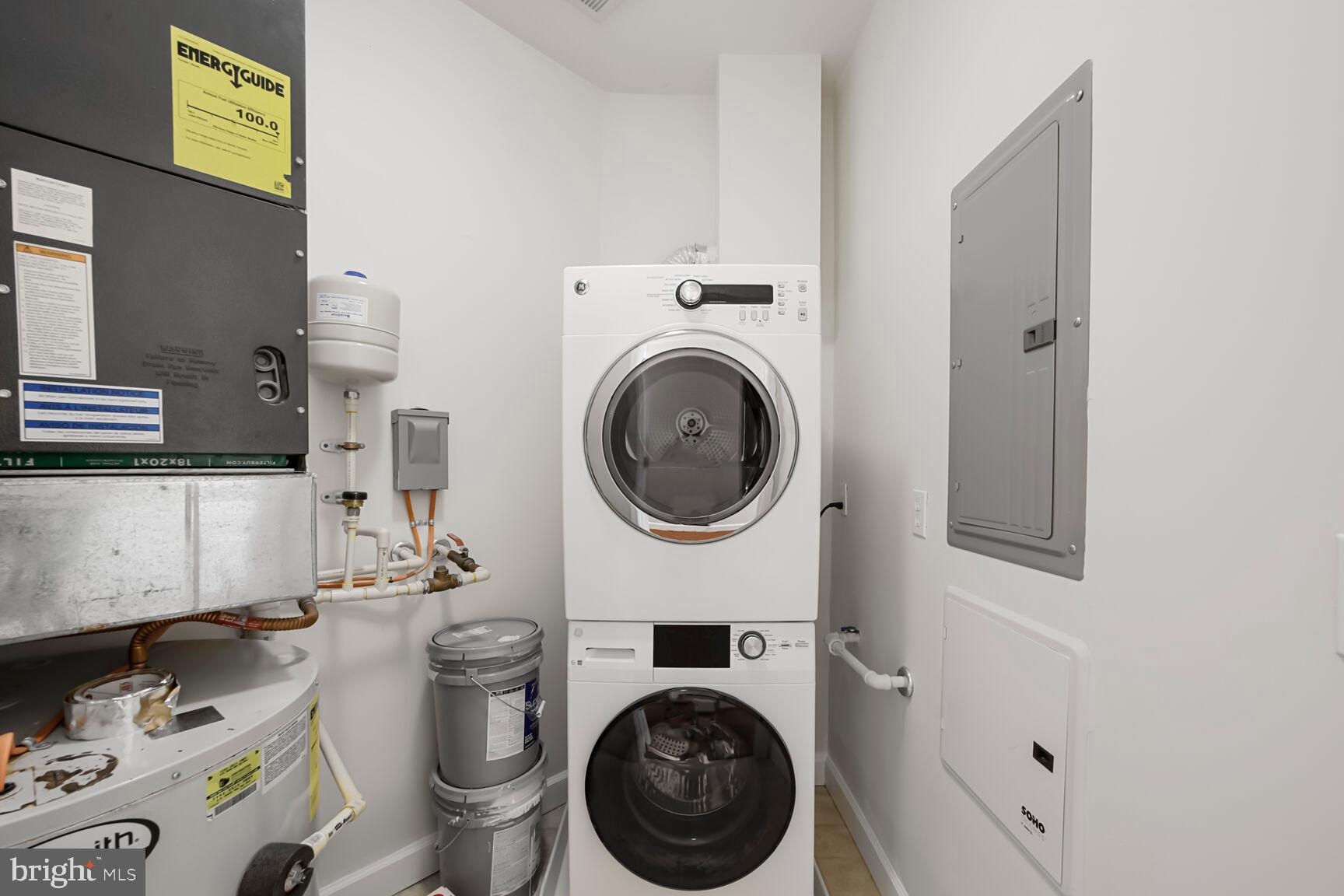 DOMINION HEIGHTS - Residential Lease