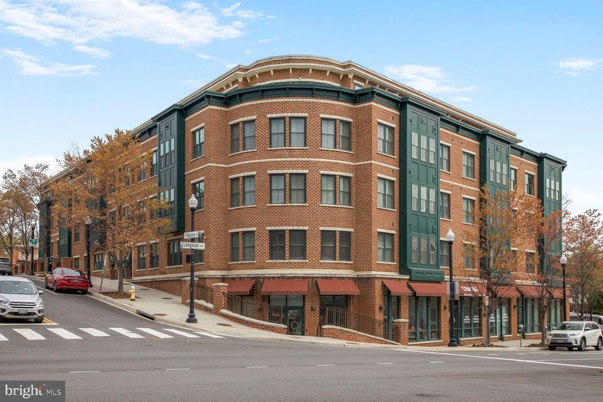 Available for rent now! Open house 2-4 Sun 4/6 by Peter Menne -number will be visible inside front door.  (Park at Safeway for open house). Huge 1133 sq ft 2 bedroom 2 bath corner unit condo with many windows for light and bright spaces! Located in convenient Cherrydale where you can walk to shopping, dining, work-out or coffee nearby. Unit contains full size washer dryer, an additional storage space and large closets.  Gas cooktop for fabulous meal prep! Dominion Heights is a well managed condo with a huge patio with picnic tables and common grills. Easy access to bike trails and access to DC, Tysons, the Pentagon, Amazon HQ2 and Reagan Airport. Bus stops outside the building. Lease application is available on Long and Foster website.  The Condo requires a non-refundable move-in fee of $200 and a refundable $500 fee.