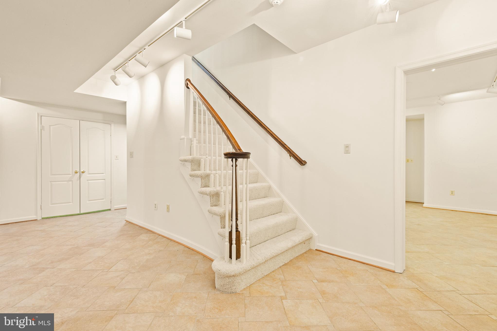 CAMPBELLS LANDING - Residential