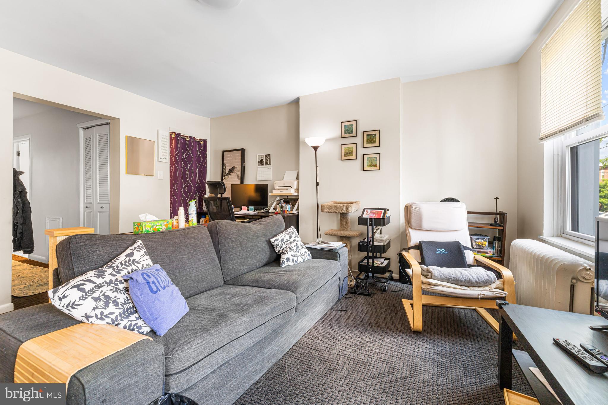PASSYUNK SQUARE - Residential Income