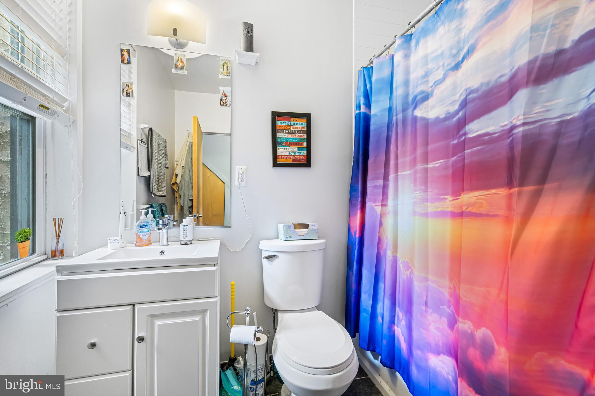 PASSYUNK SQUARE - Residential Income