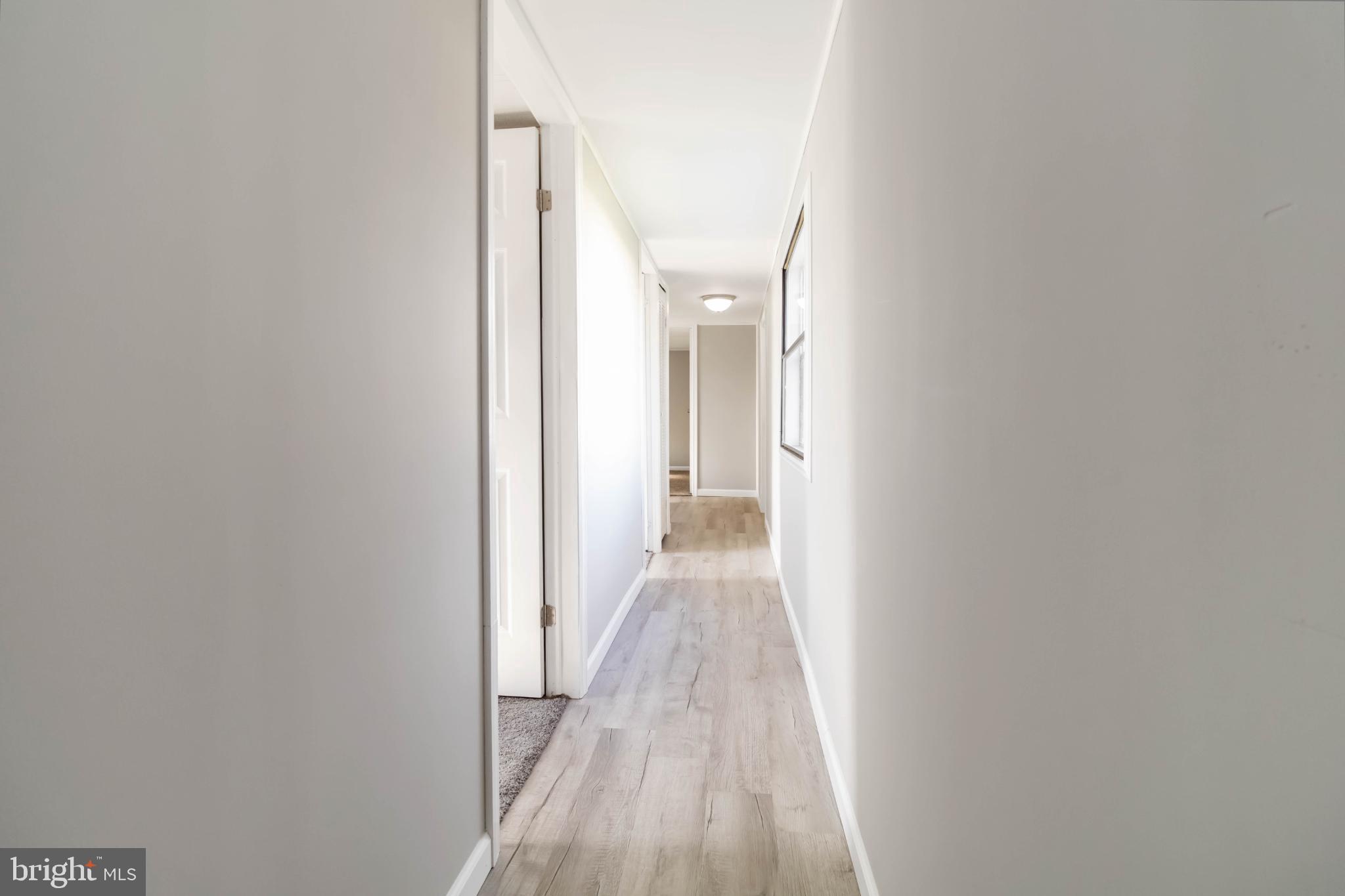 PINE MANOR - Residential