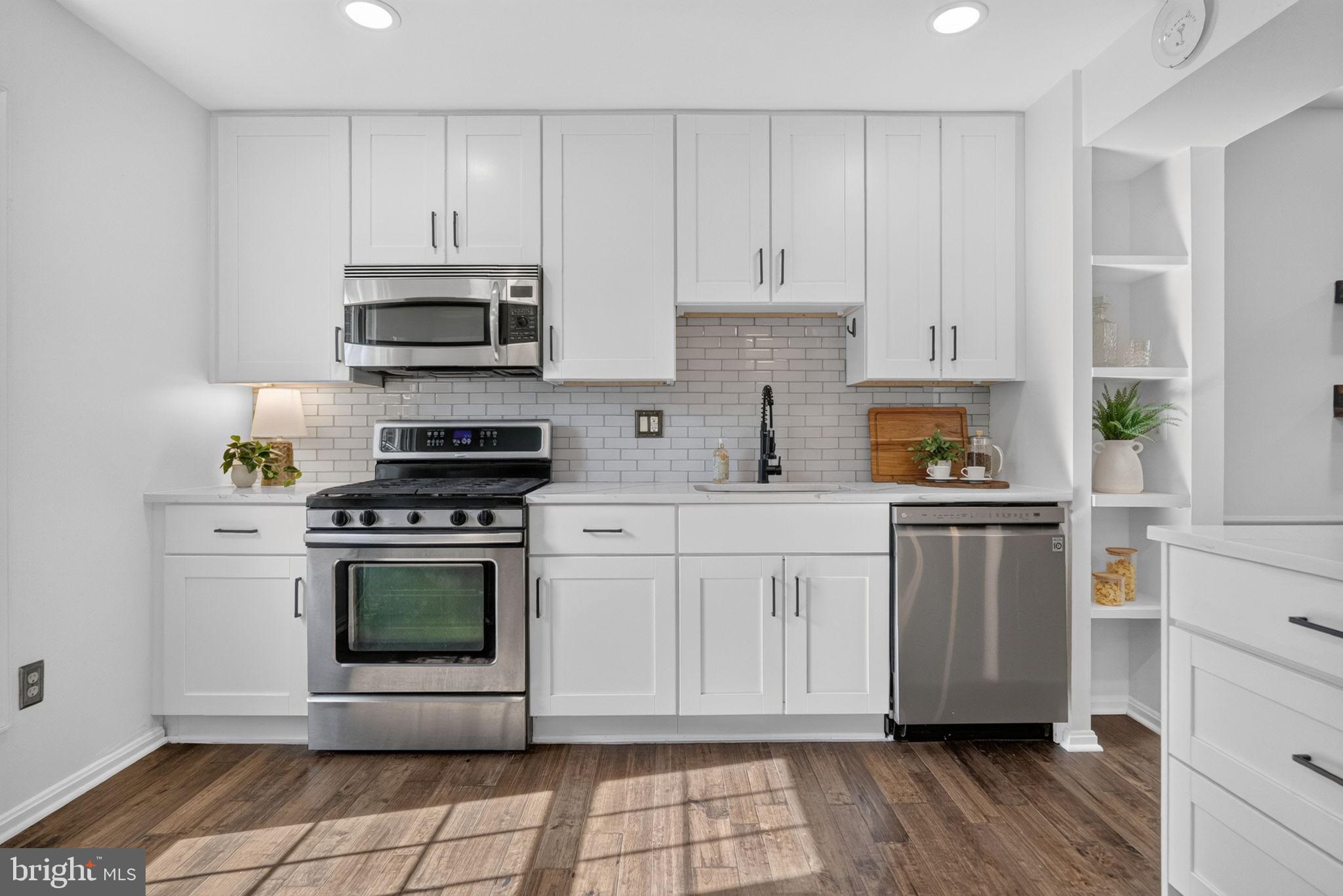 5008 DOMAIN PLACE