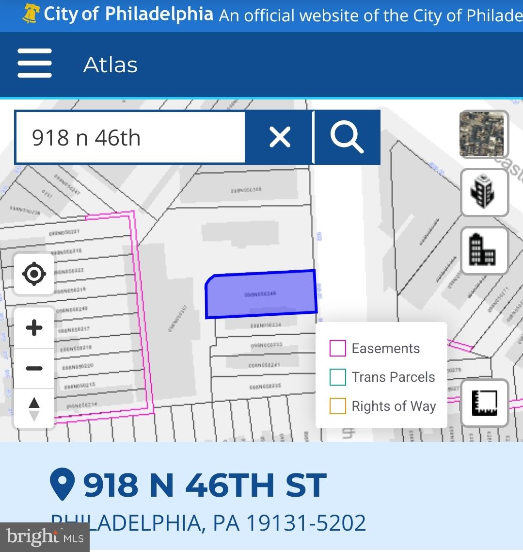 Main image without alt text