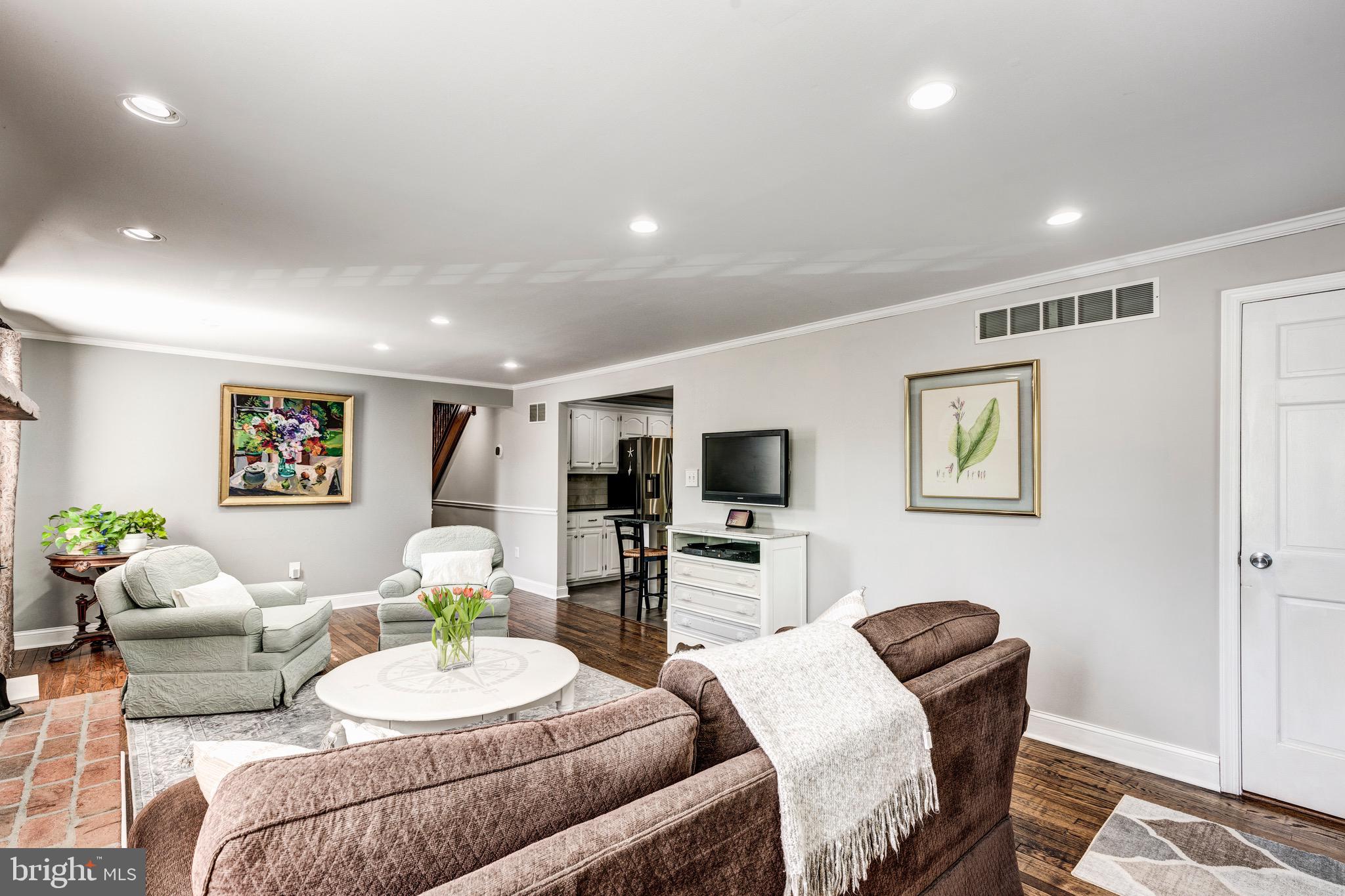 OWINGS MILLS - Residential