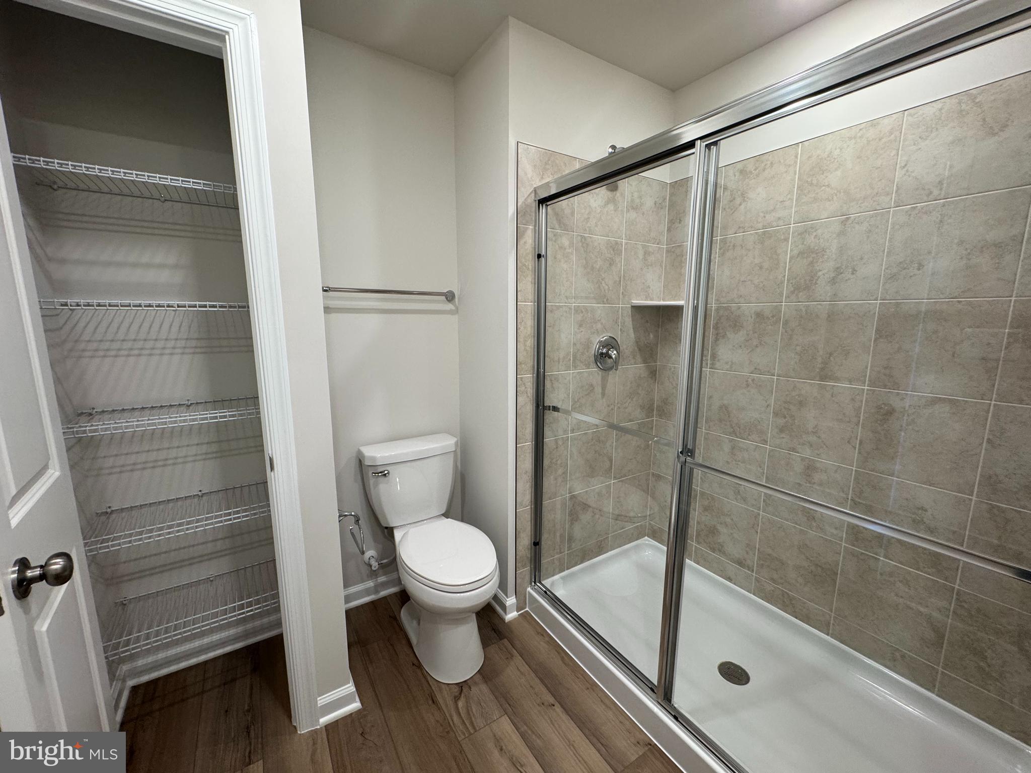 RED CLOVER MEADOWS - Residential Lease