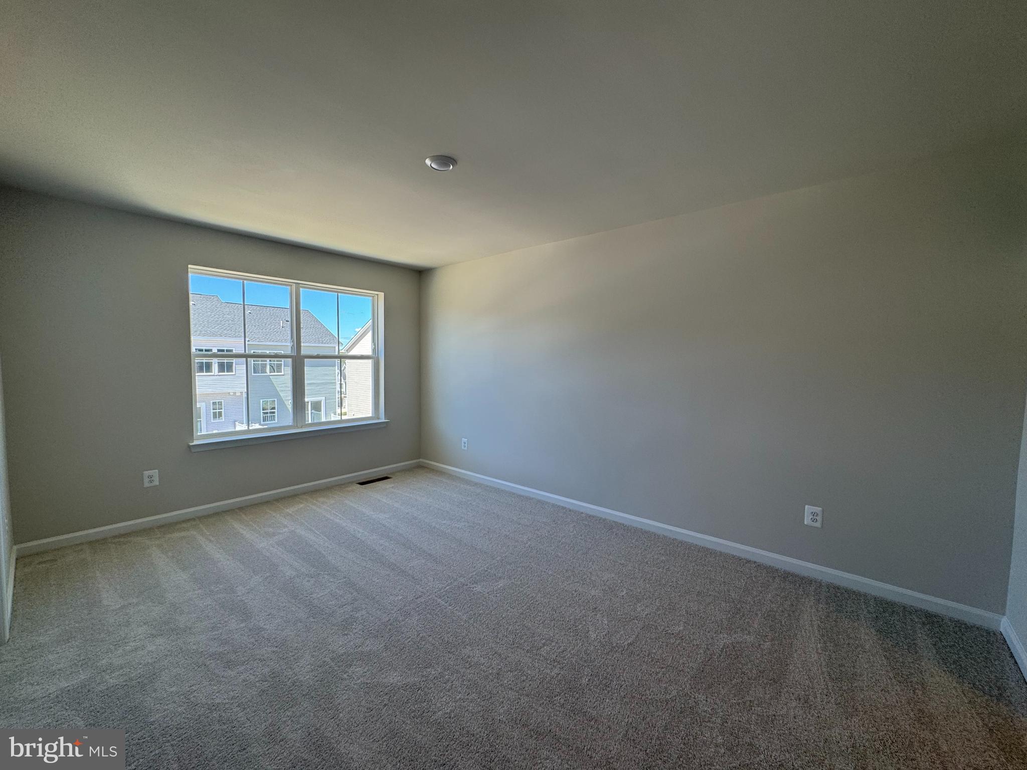 RED CLOVER MEADOWS - Residential Lease