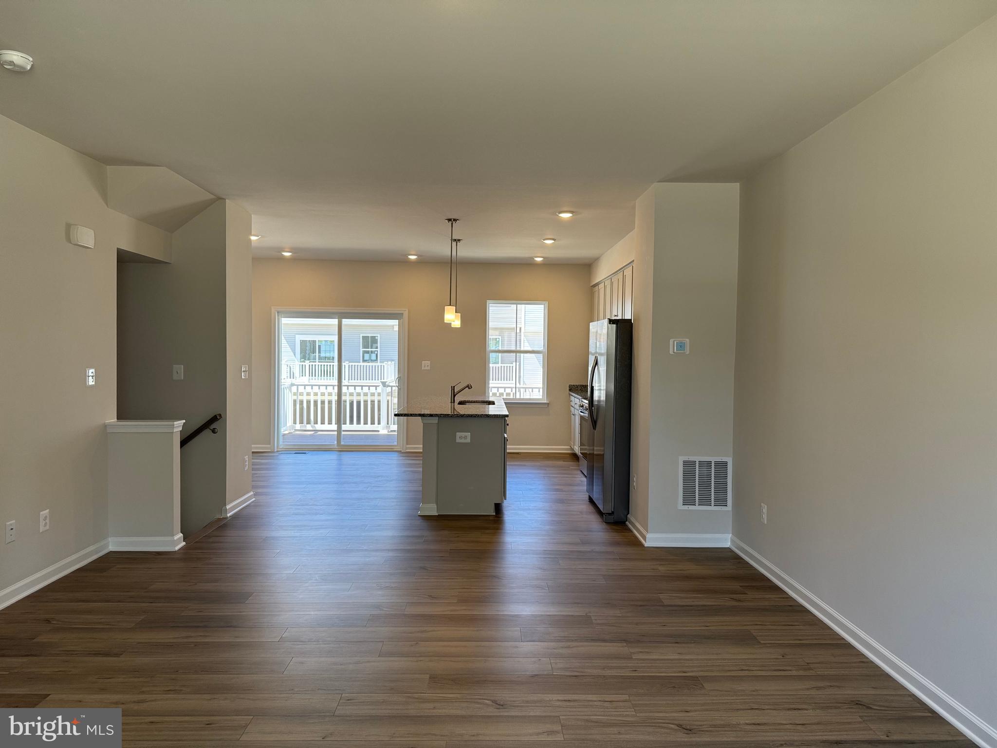 RED CLOVER MEADOWS - Residential Lease