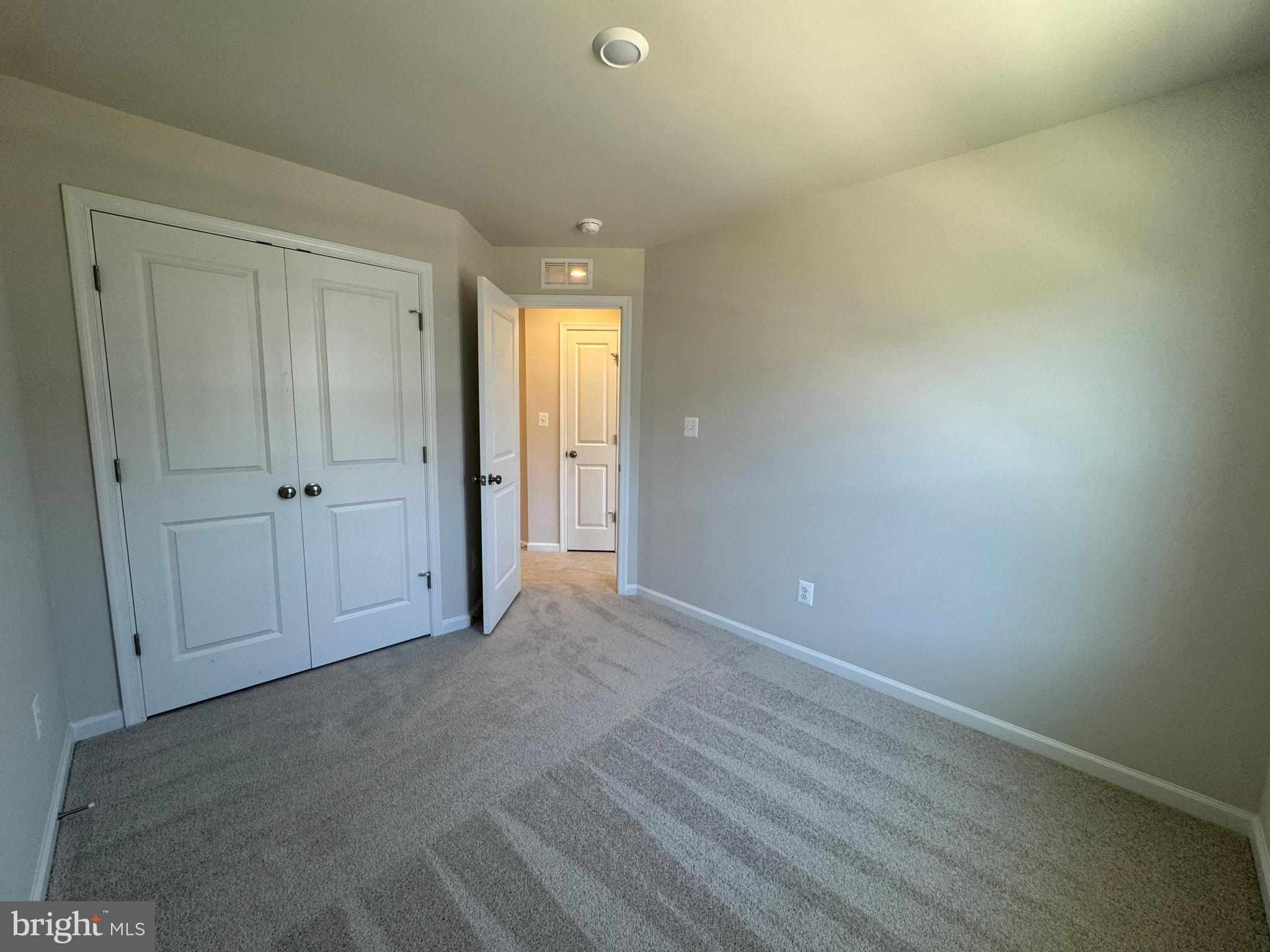 RED CLOVER MEADOWS - Residential Lease