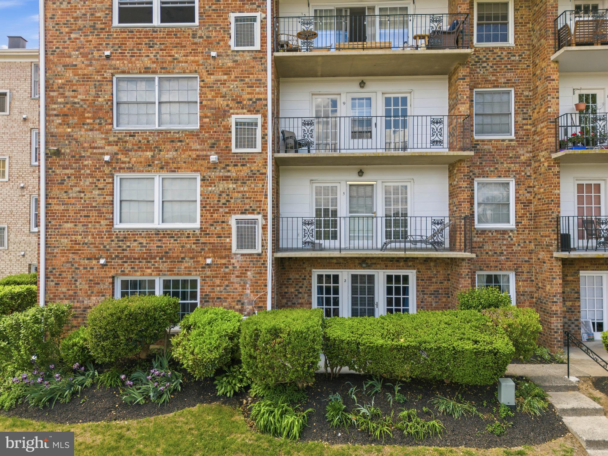 MOORINGS OF OCCOQUAN CON - Residential