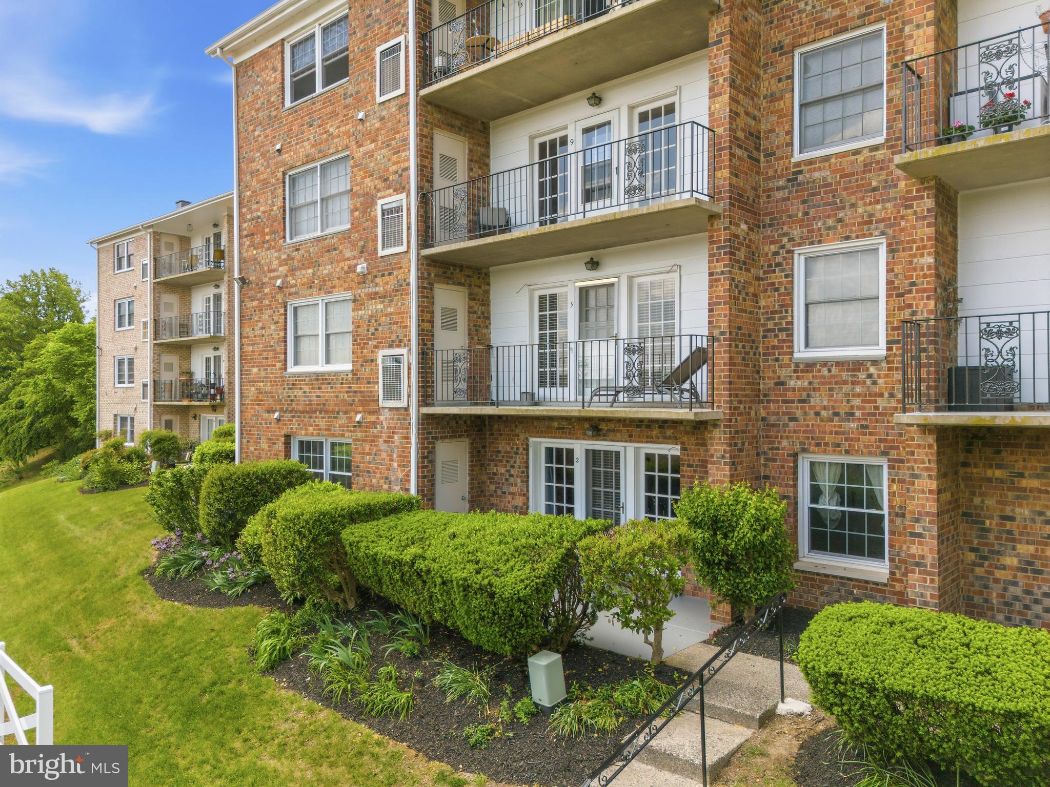 MOORINGS OF OCCOQUAN CON - Residential