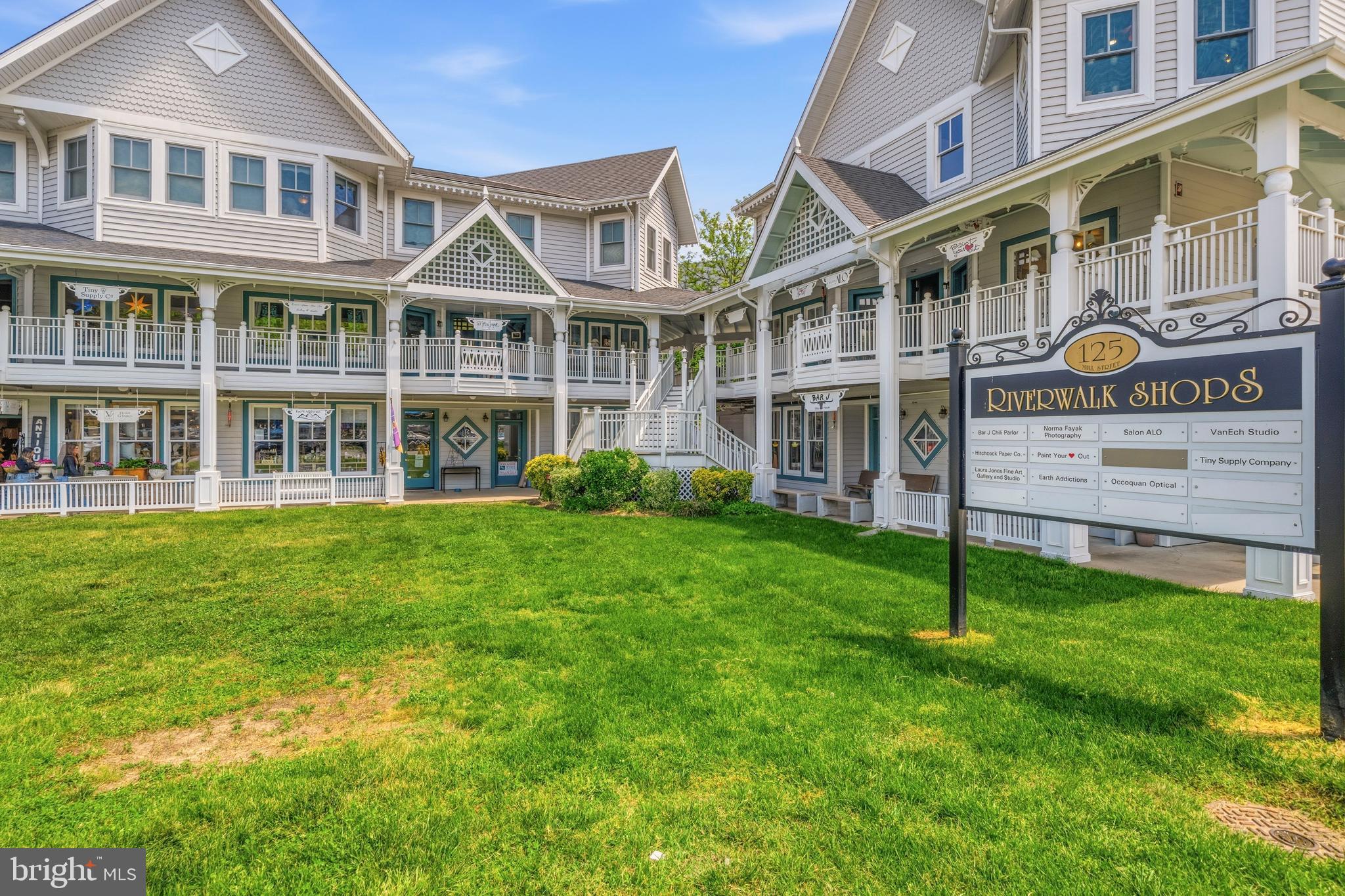 MOORINGS OF OCCOQUAN CON - Residential