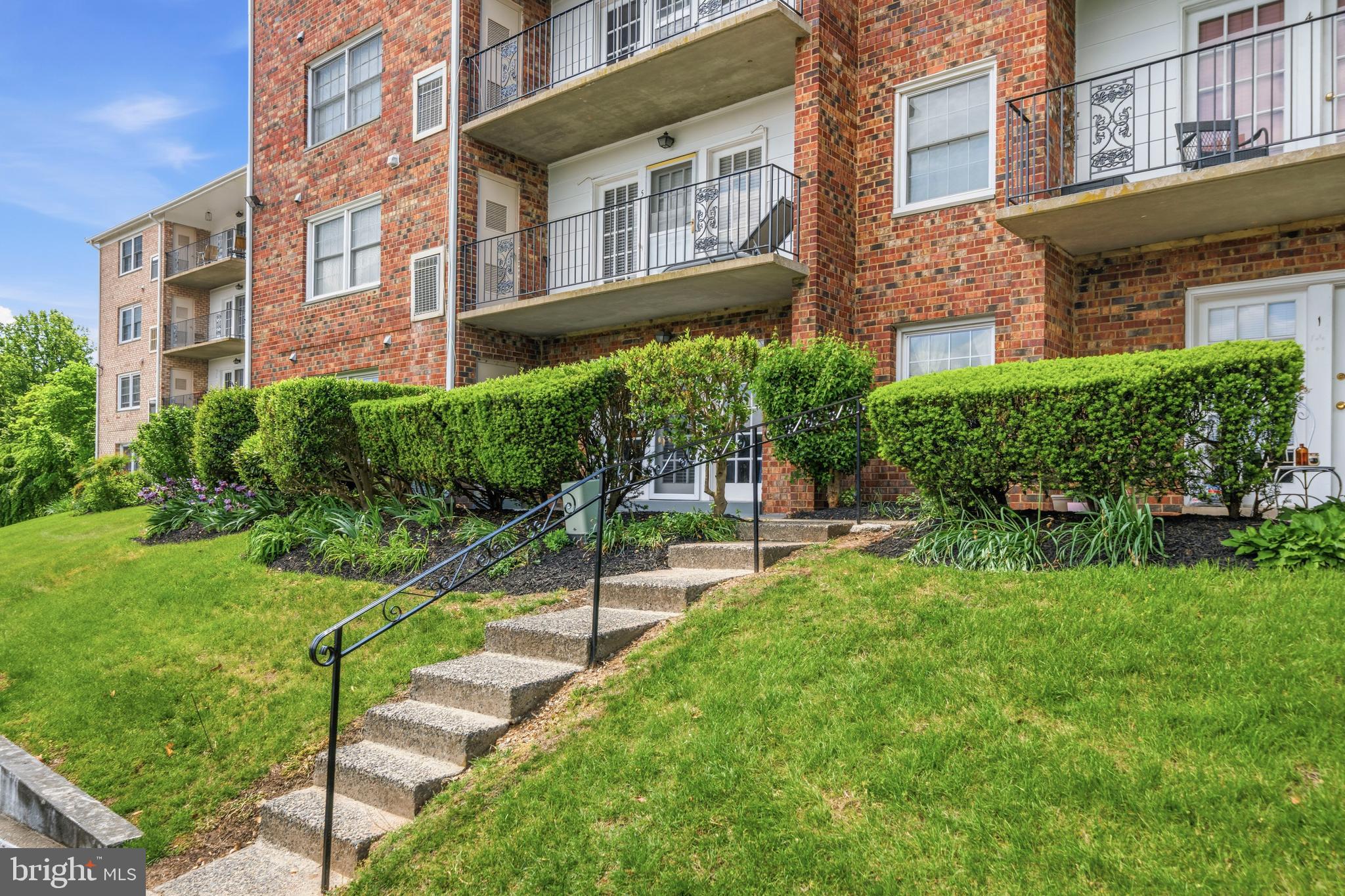 MOORINGS OF OCCOQUAN CON - Residential