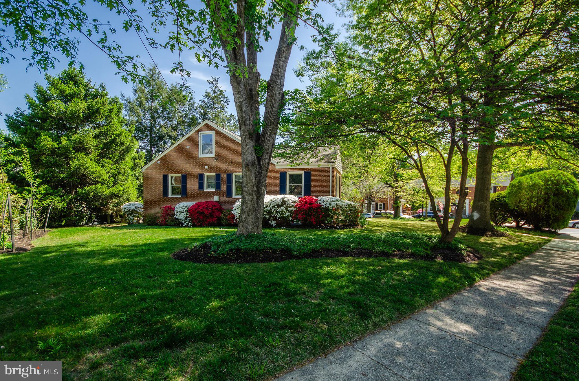 944 N POTOMAC STREET