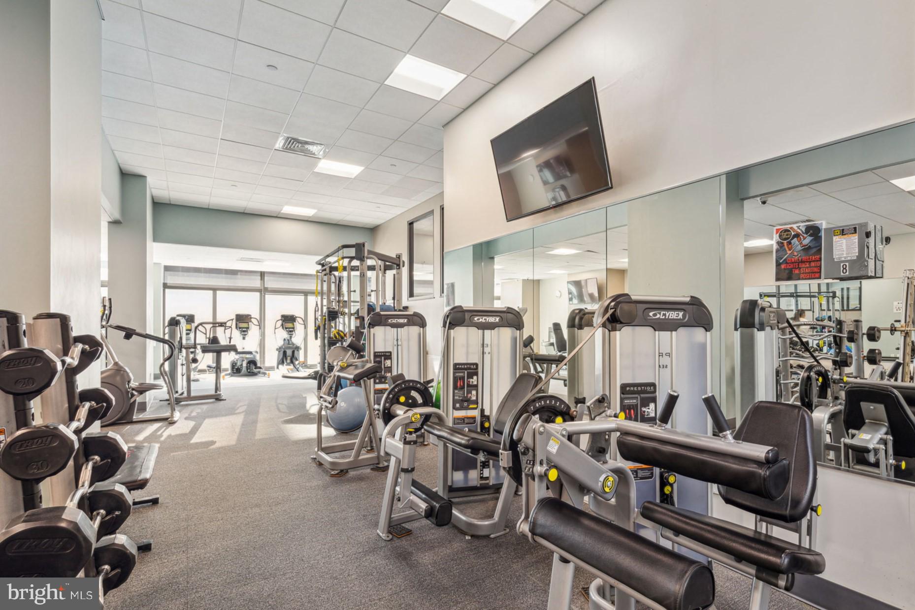 AVENUE OF THE ARTS - Residential Lease