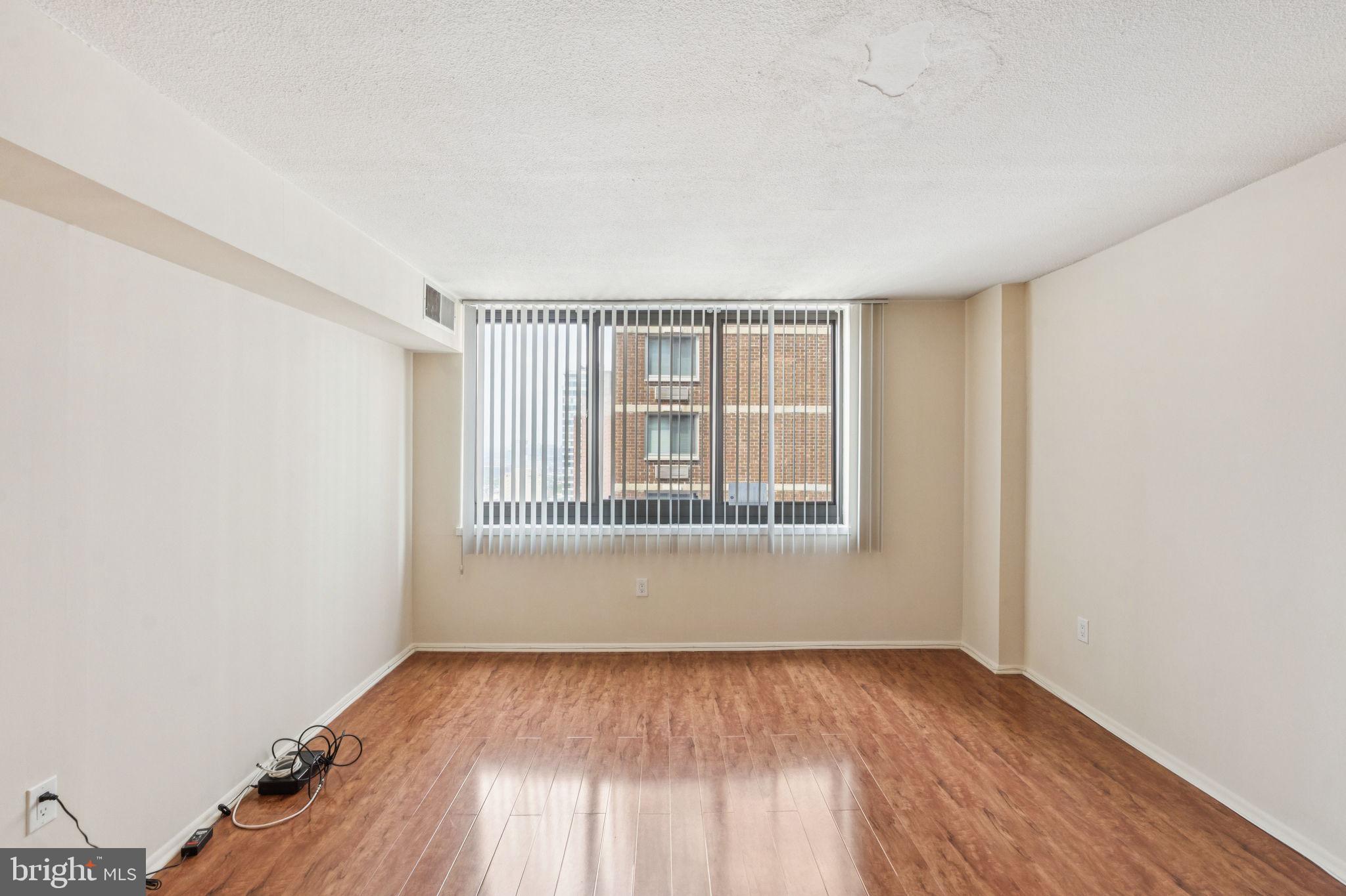 AVENUE OF THE ARTS - Residential Lease