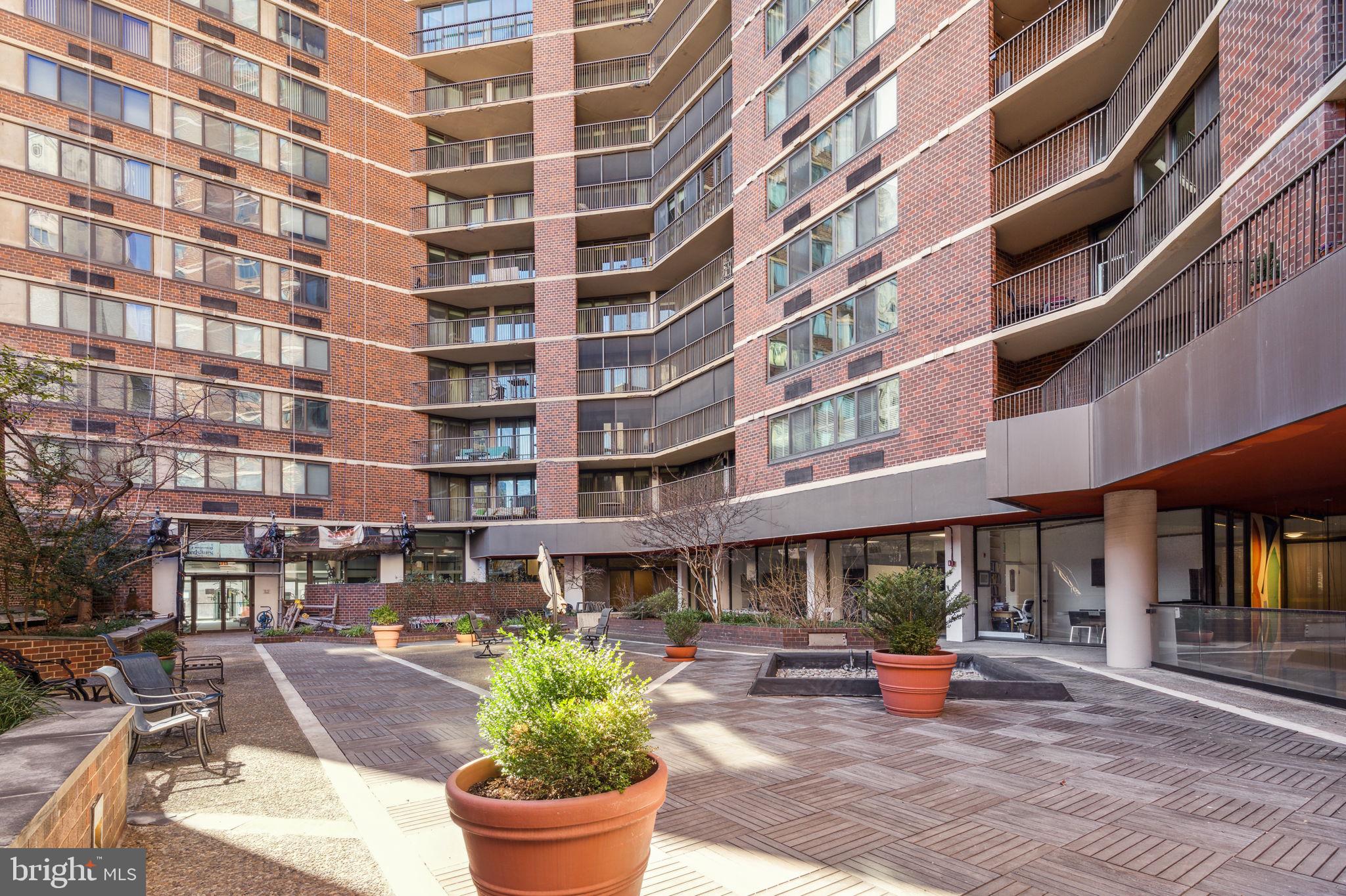 AVENUE OF THE ARTS - Residential Lease