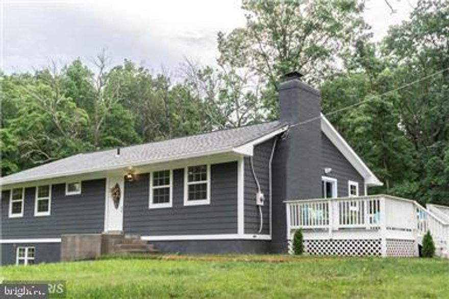 BEAUTIFUL RENOVATION! *A RARE FIND* 4 BR'S 3 FULL BATHS**OPEN FLOOR PLAN* EAT-IN KITCHEN W/GRANITE COUNTERS, SS APPLIANCES, WALKOUT TO DECK* FULLY FINISHED WALKOUT BASEMENT WITH REC ROOM, BEDROOM AND FULL BATH**NO HOA**1.375 ACRE LOT* NEW CONCRETE DRIVEWAY*PLENTY OF PARKING**EASY ACCESS TO RT 66 & 29* A MUST SEE!