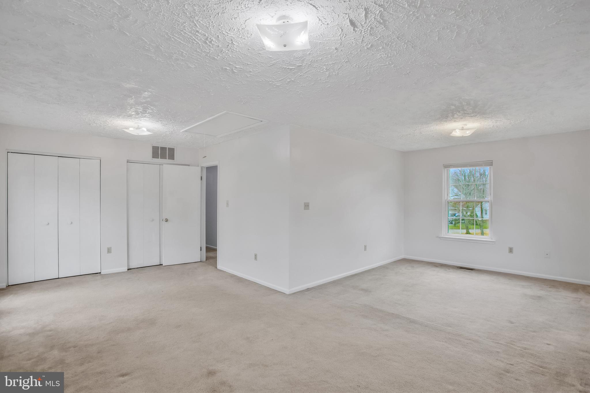 ST CHARLES HUNTINGTON - Residential