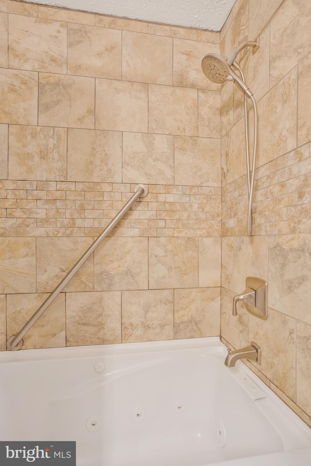 ST CHARLES HUNTINGTON - Residential