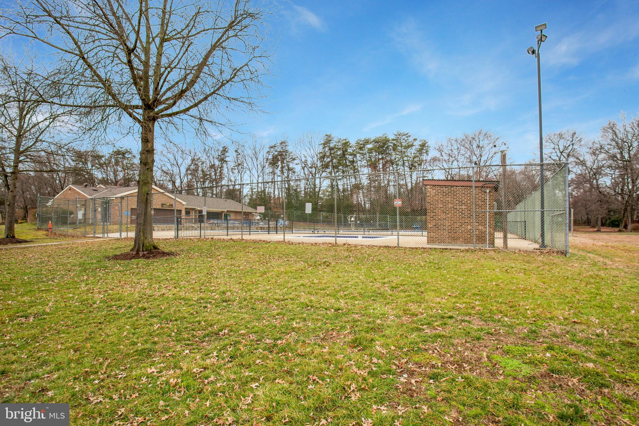 ST CHARLES HUNTINGTON - Residential