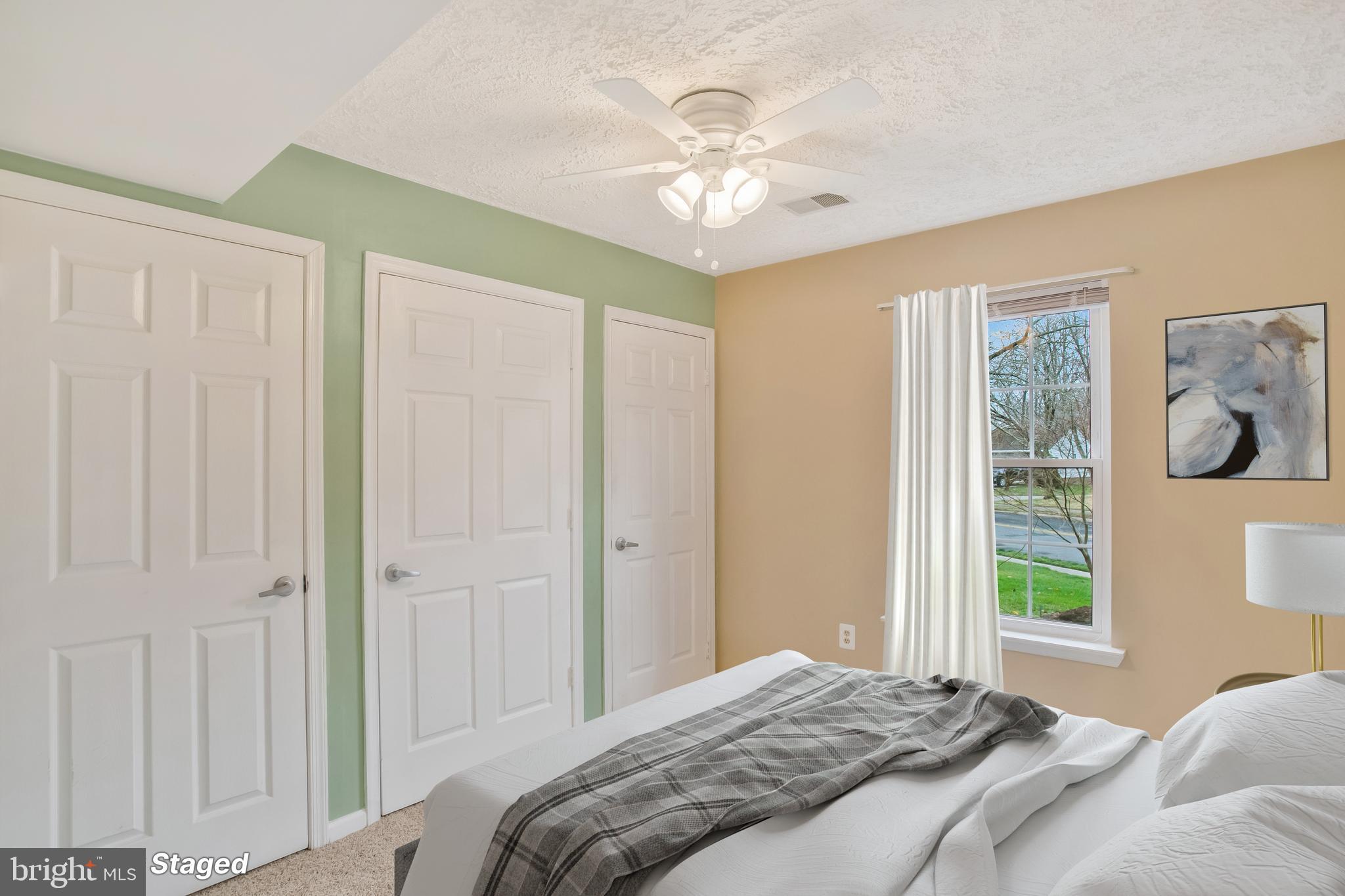 ST CHARLES HUNTINGTON - Residential