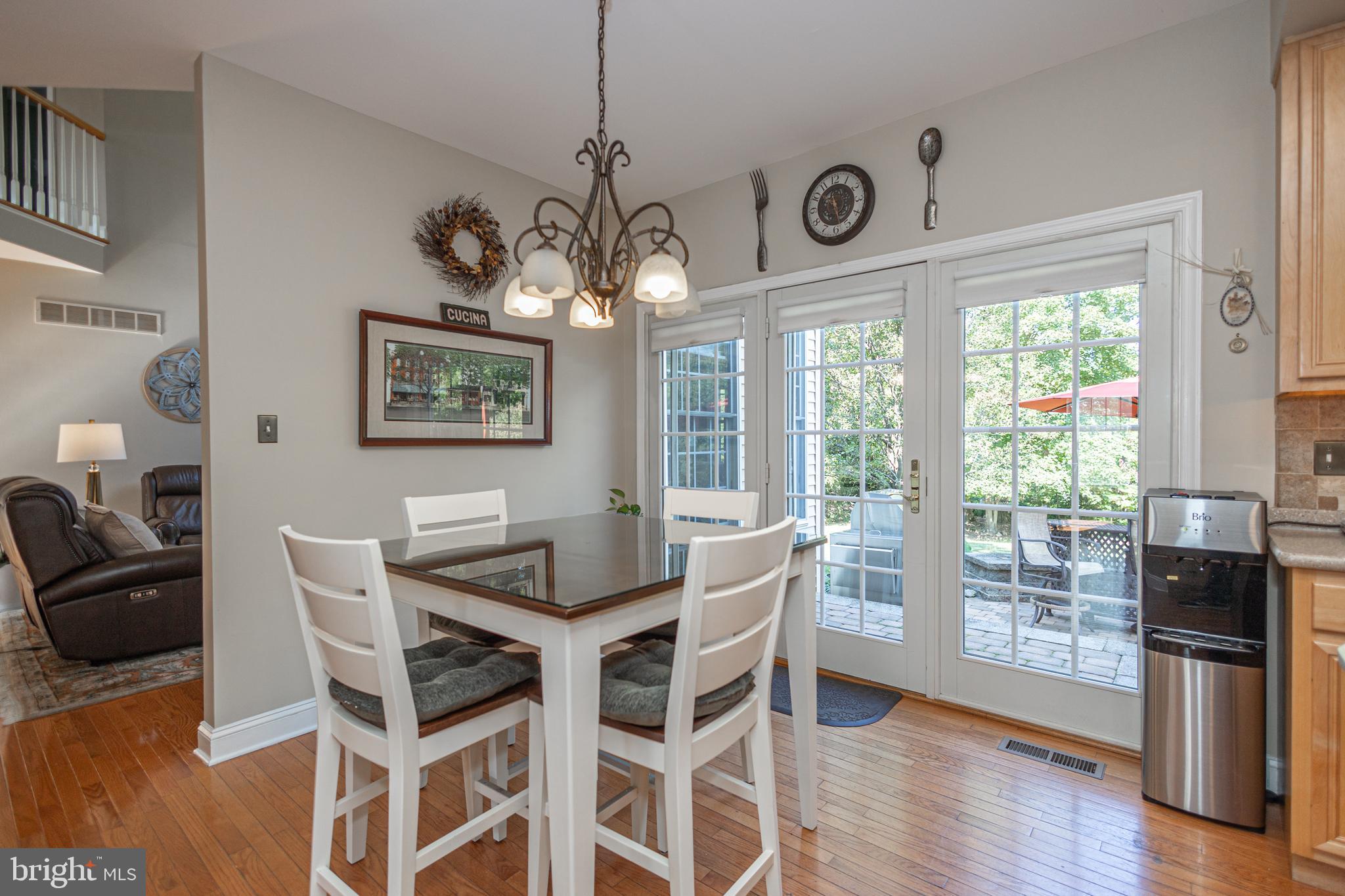 YARDLEY TERR - Residential