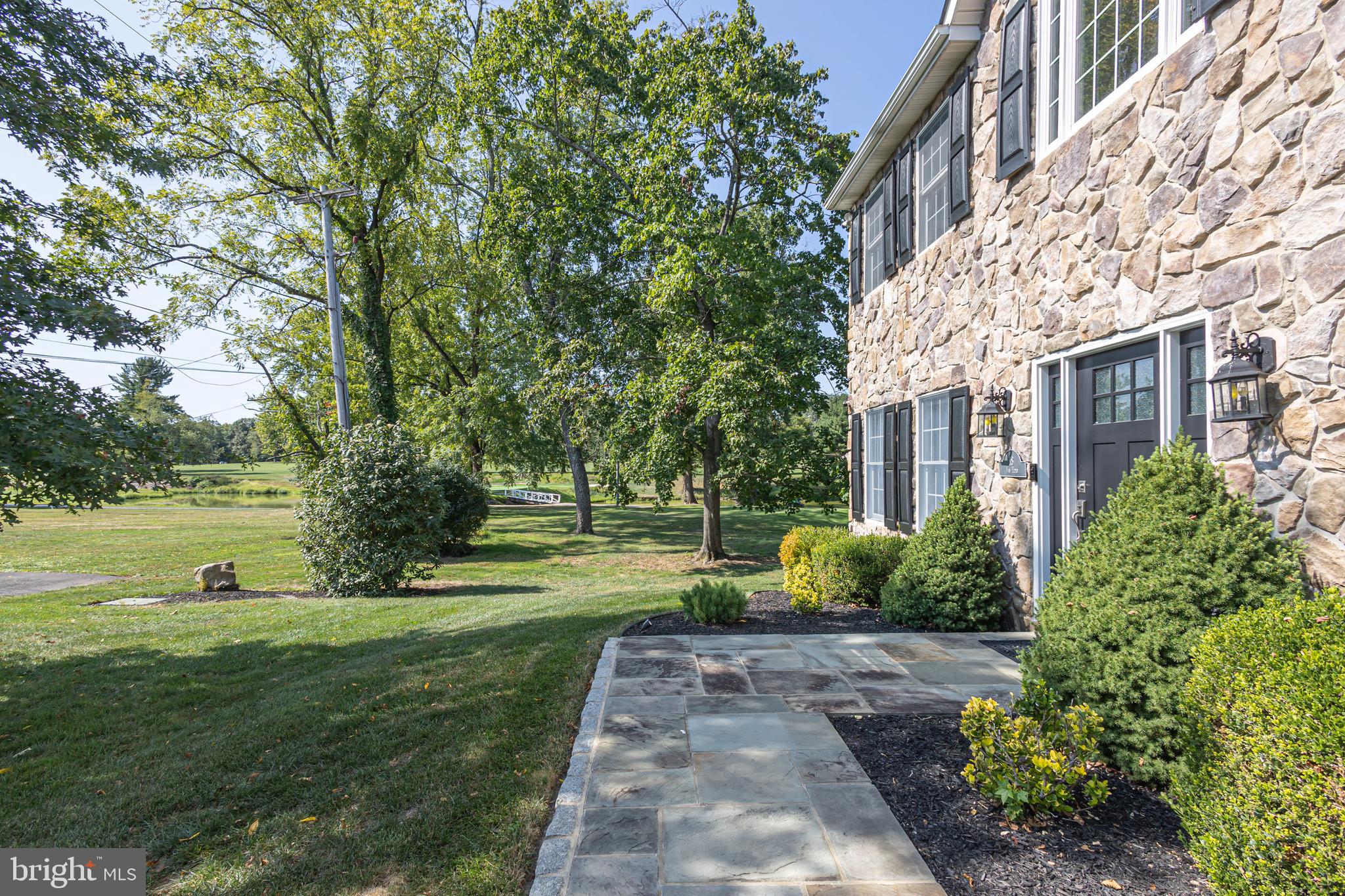 YARDLEY TERR - Residential