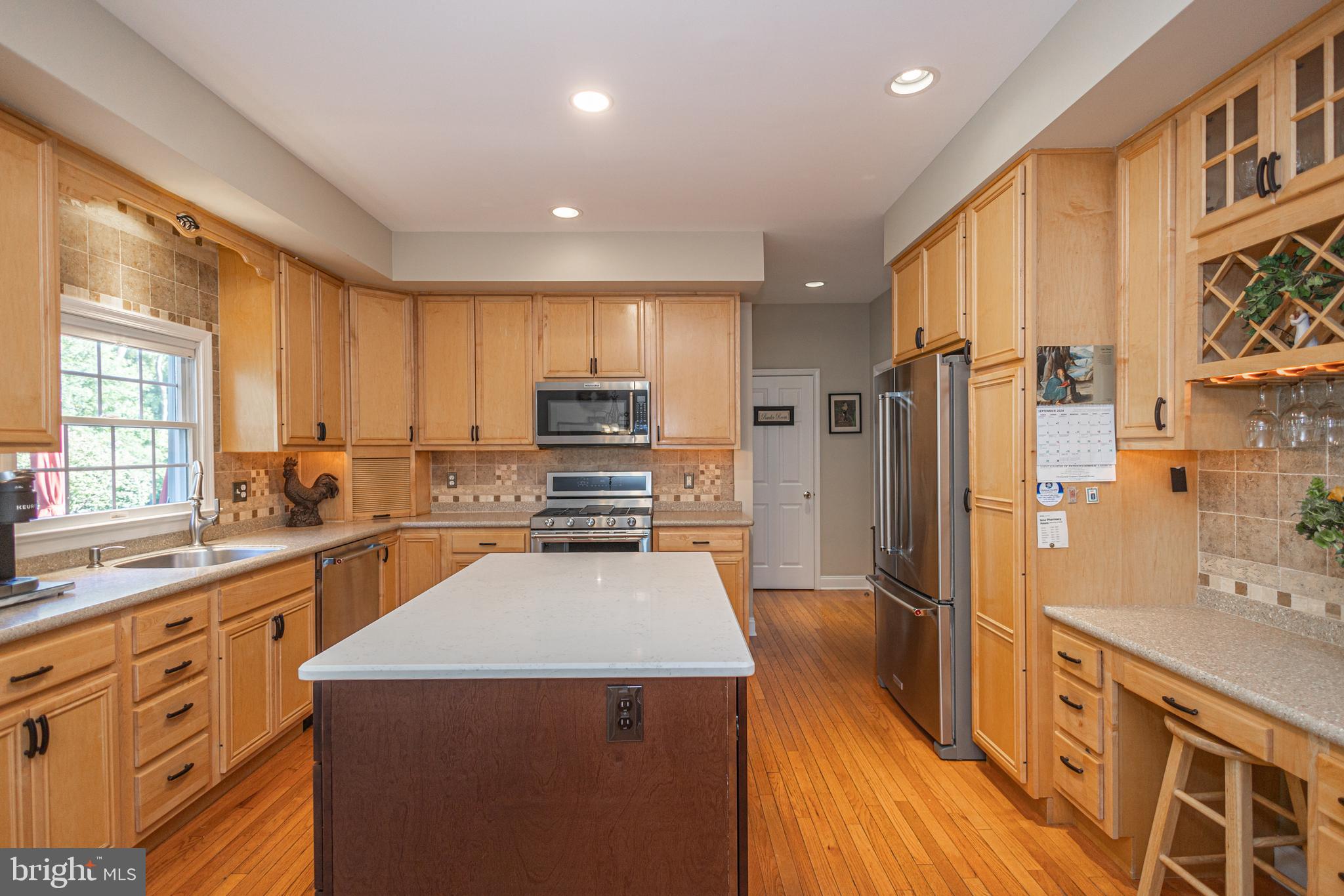 YARDLEY TERR - Residential