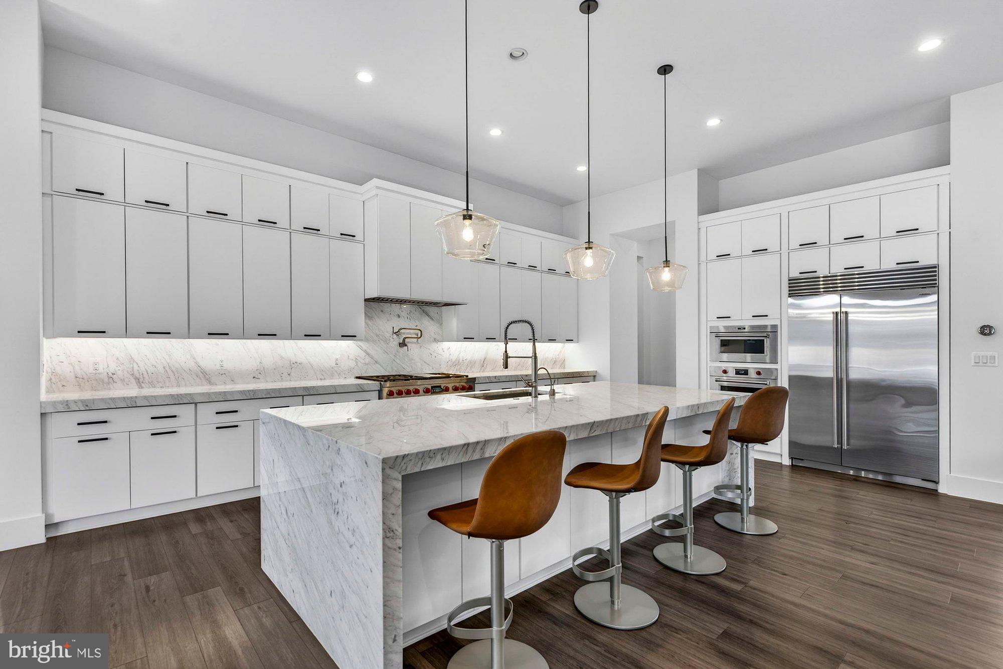 1221 RILEY PRESERVE COURT