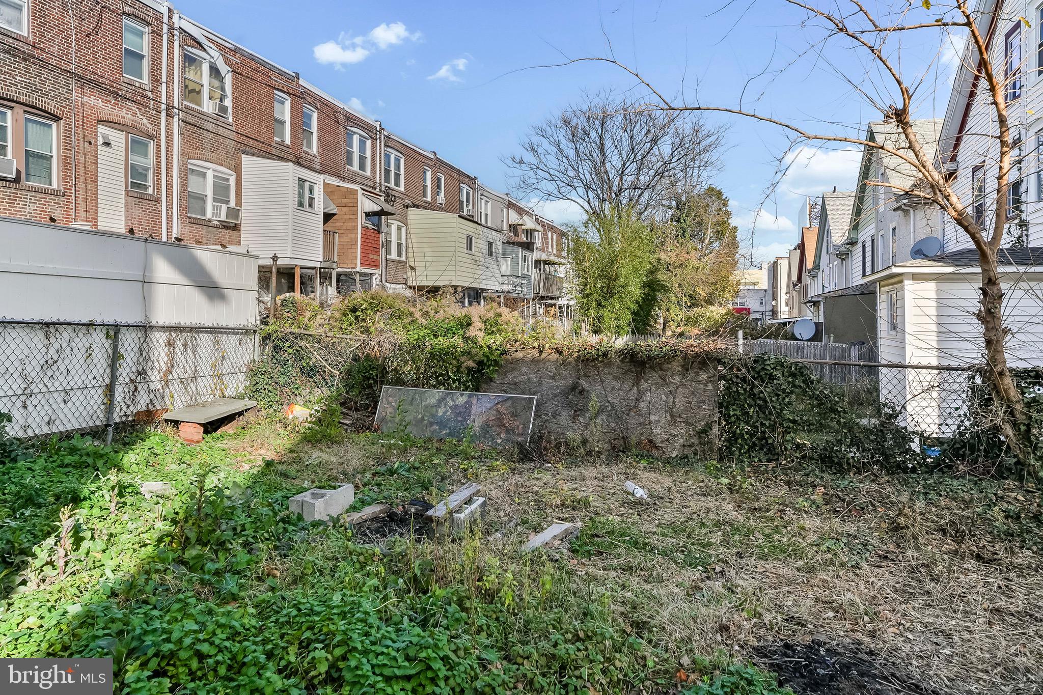 BEVERLY HILLS - Residential