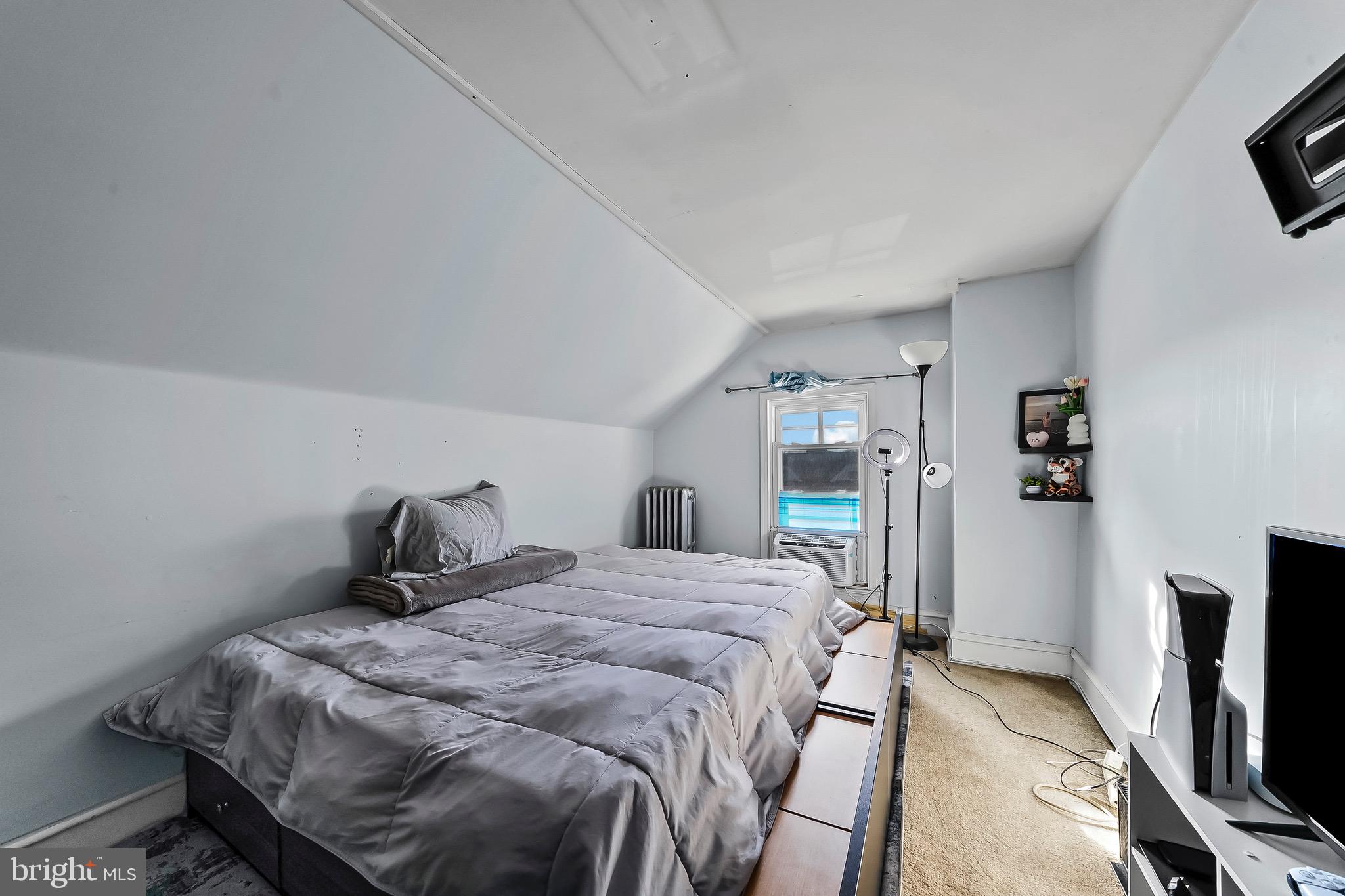 BEVERLY HILLS - Residential