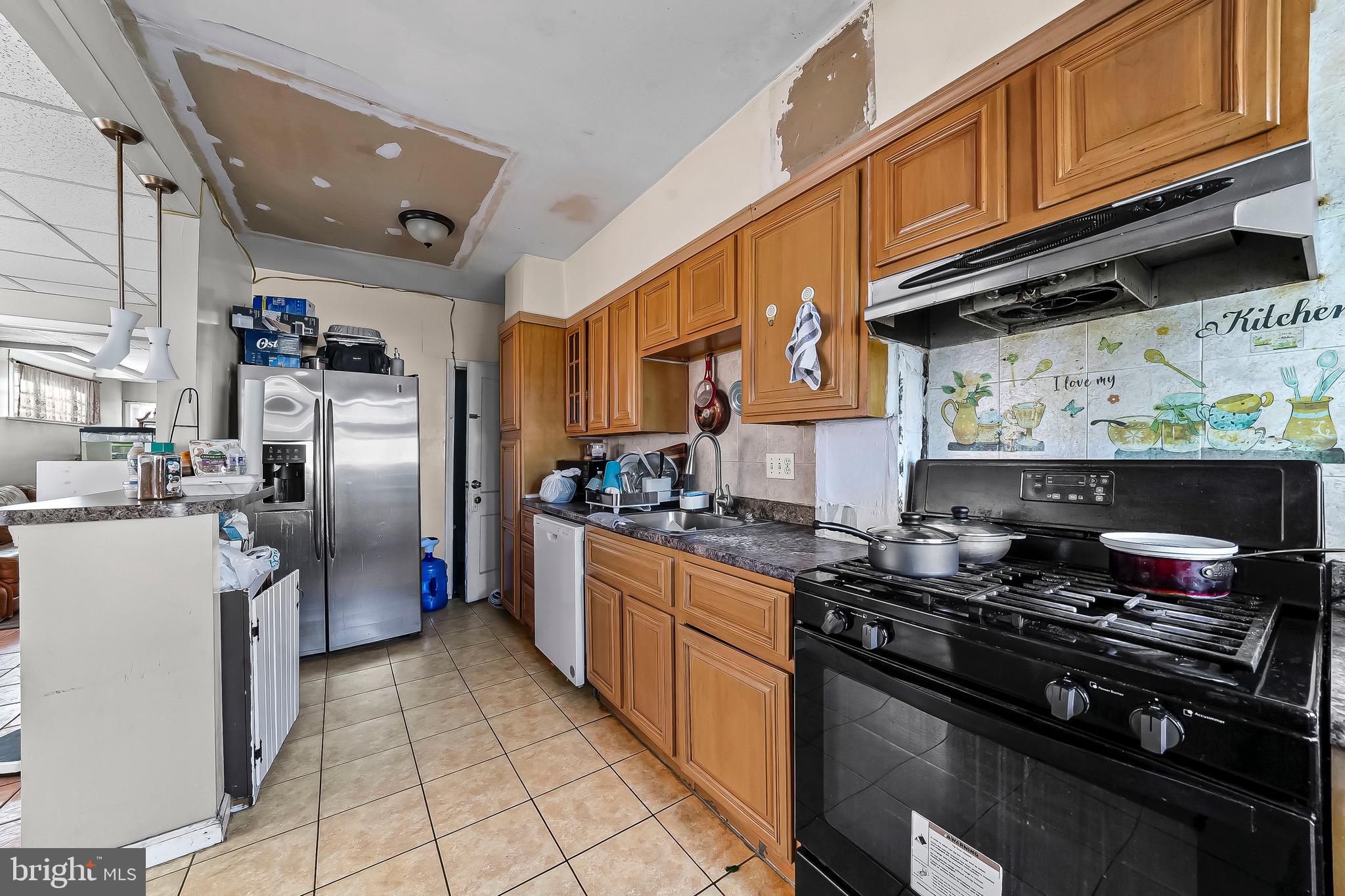 BEVERLY HILLS - Residential