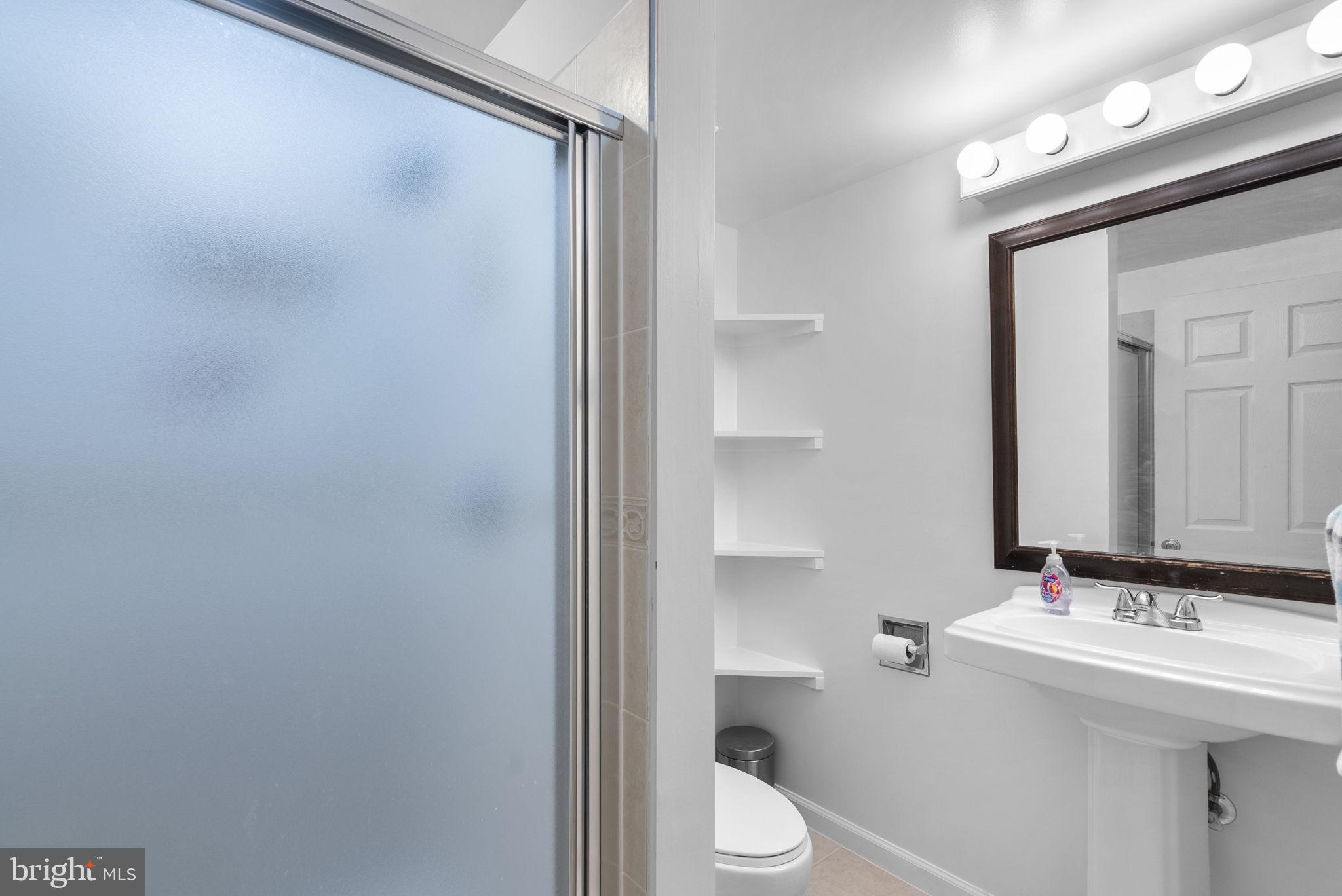 CASHELL MANOR - Residential