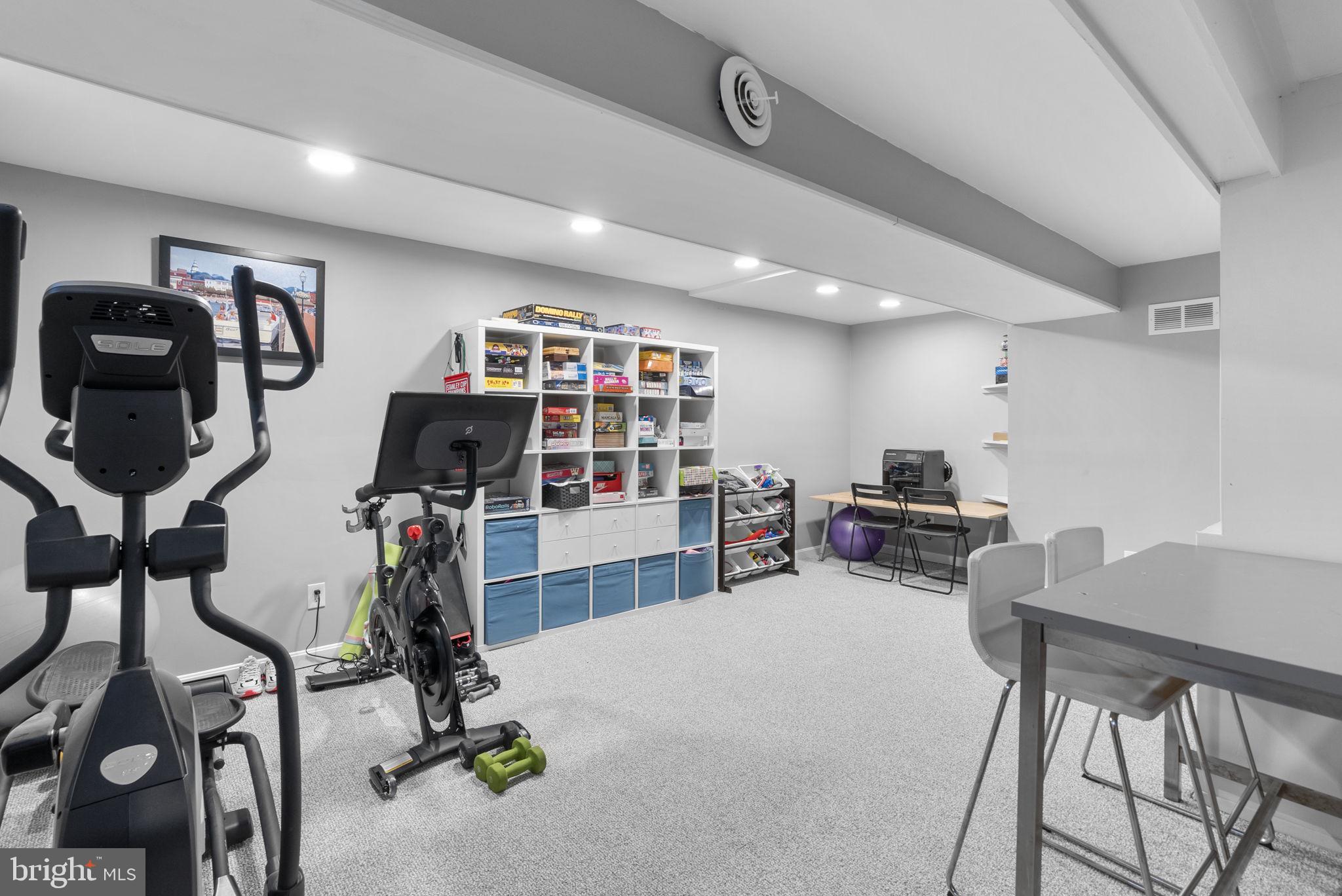 CASHELL MANOR - Residential