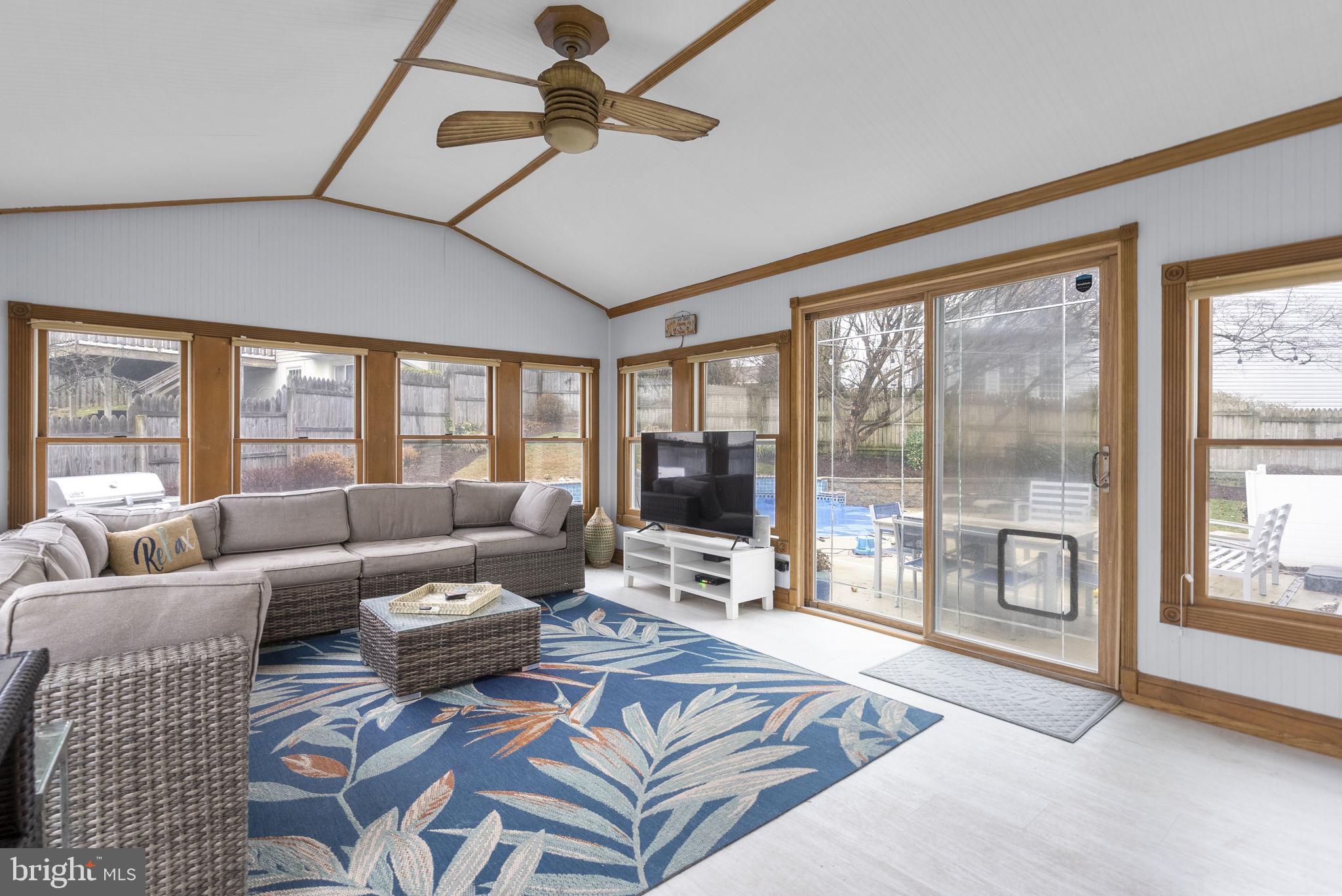 CASHELL MANOR - Residential