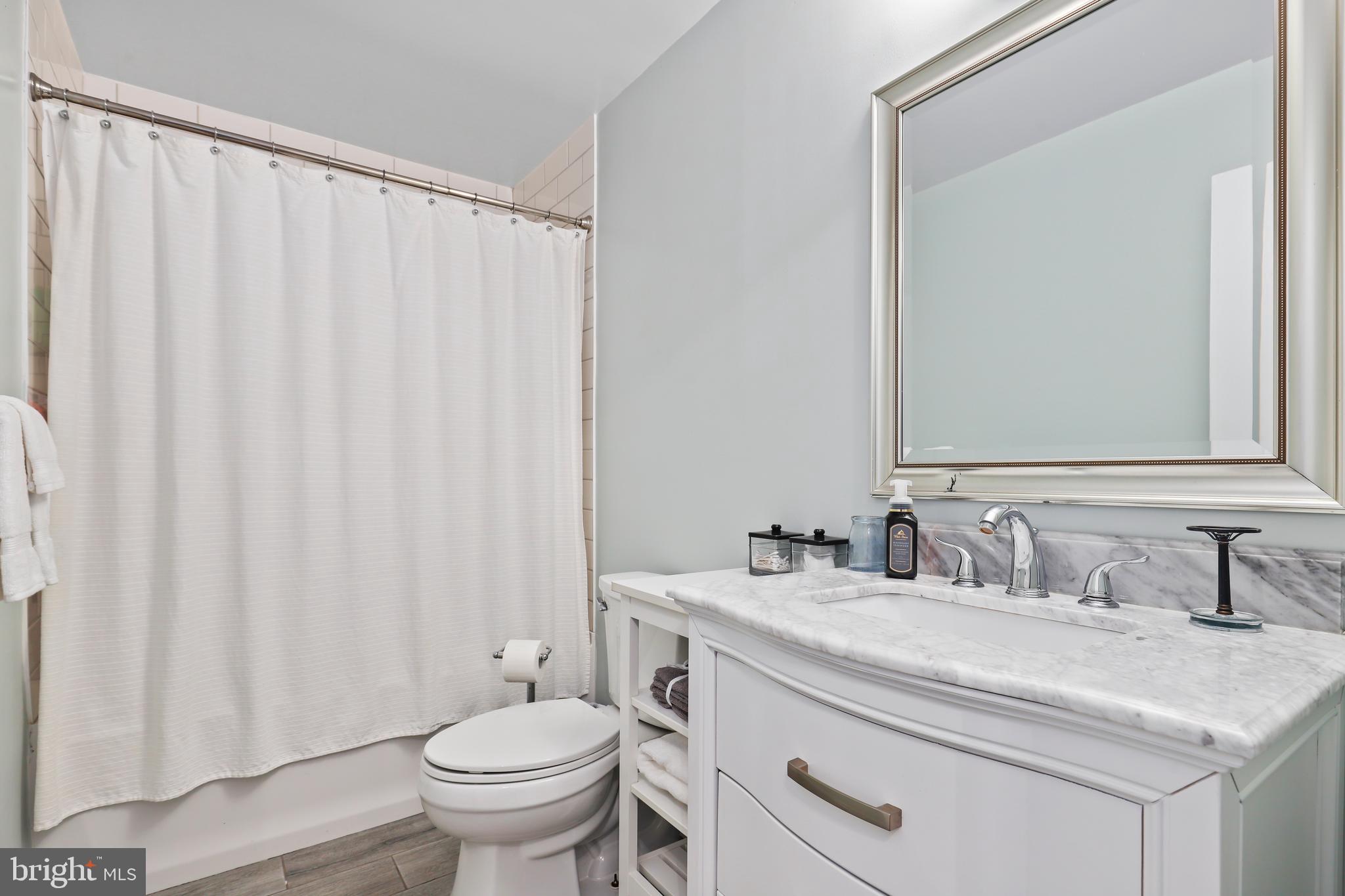 RAINBOW/RIVULET/SHERWOOD - Residential Lease