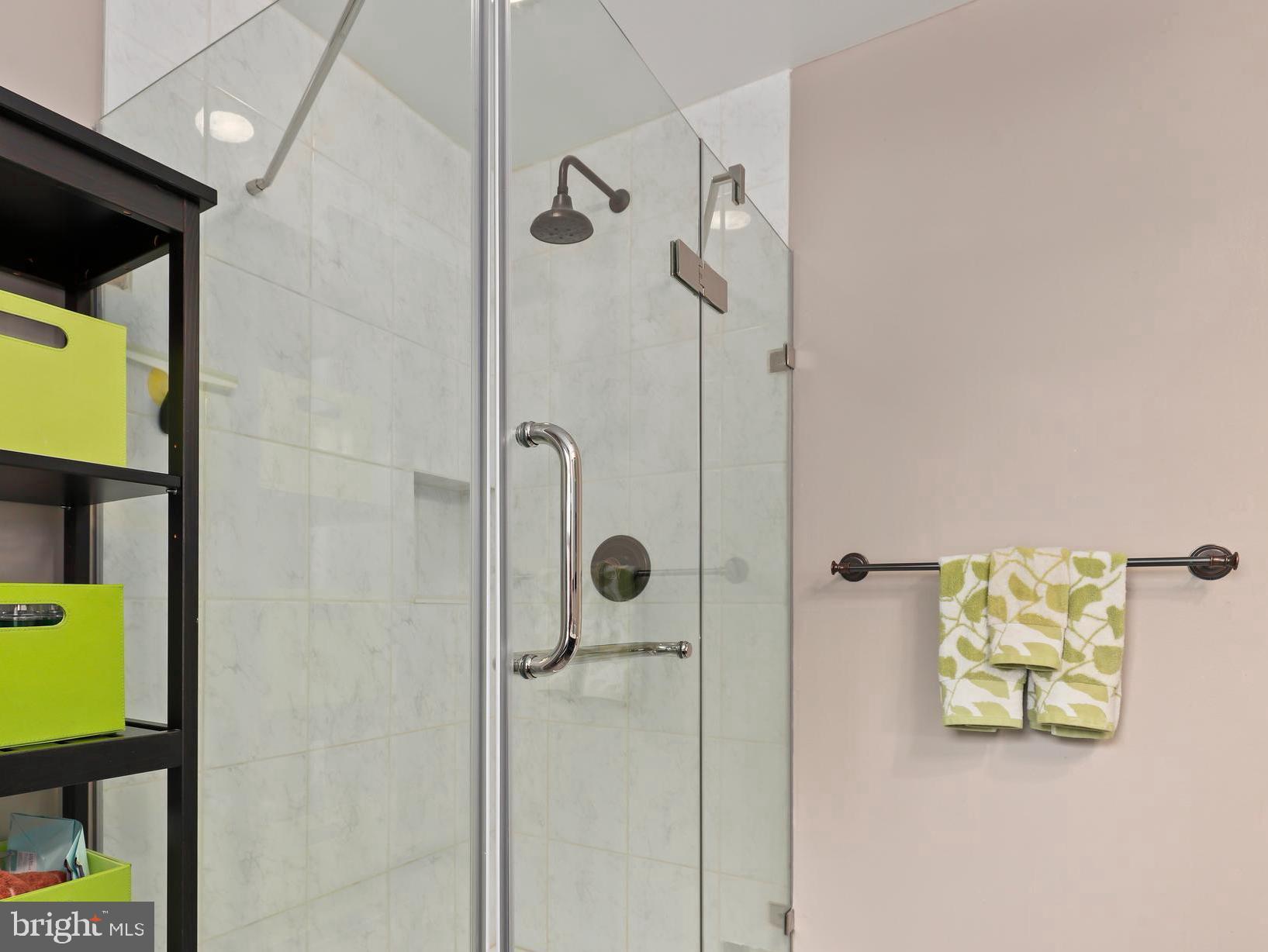 RAINBOW/RIVULET/SHERWOOD - Residential Lease