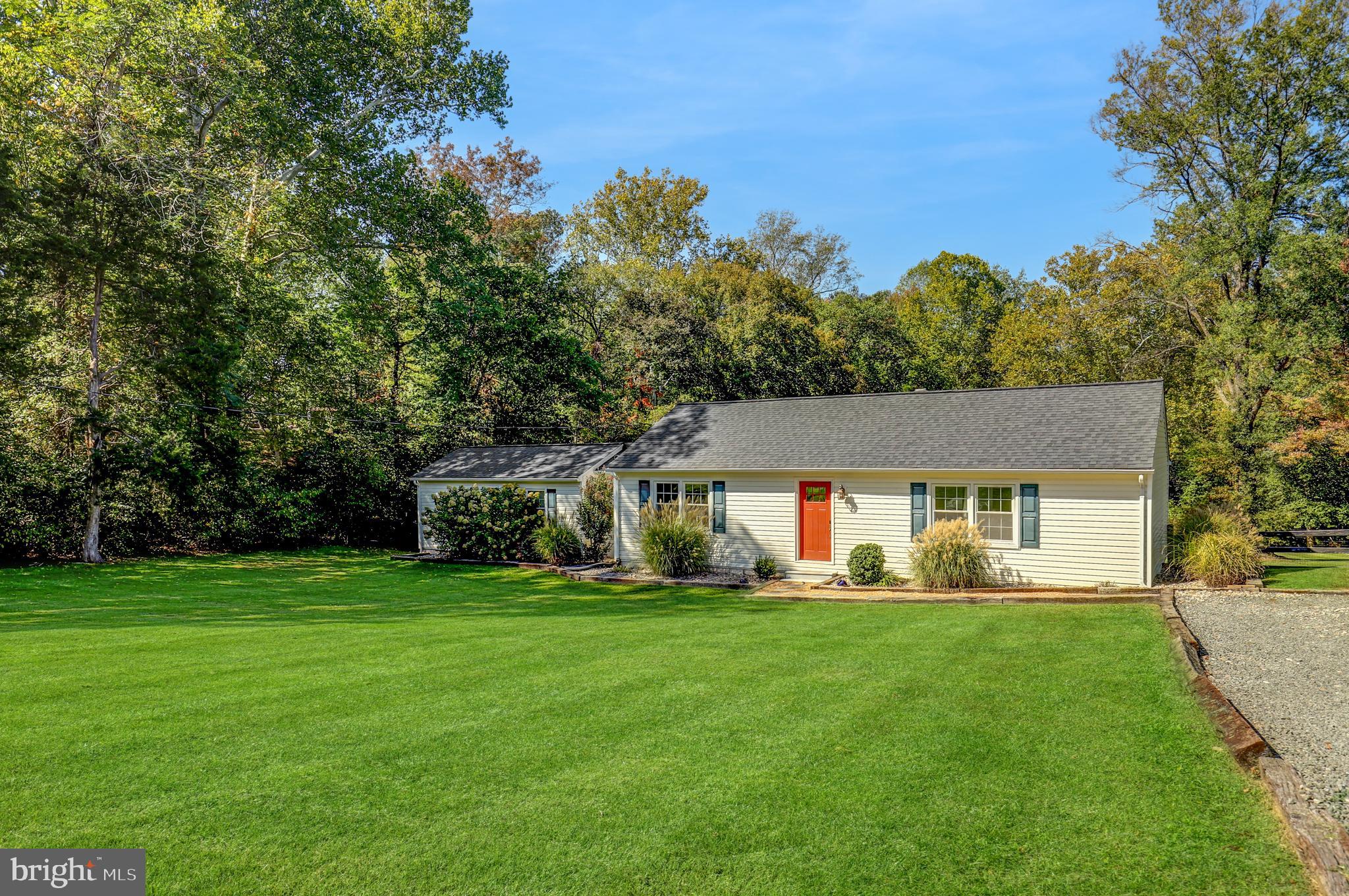 RAINBOW/RIVULET/SHERWOOD - Residential Lease