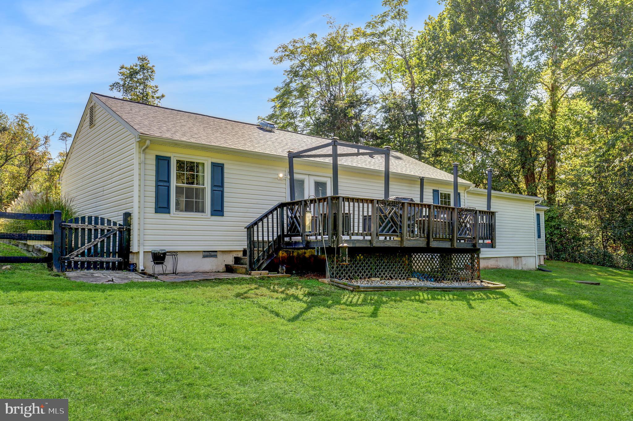 RAINBOW/RIVULET/SHERWOOD - Residential Lease