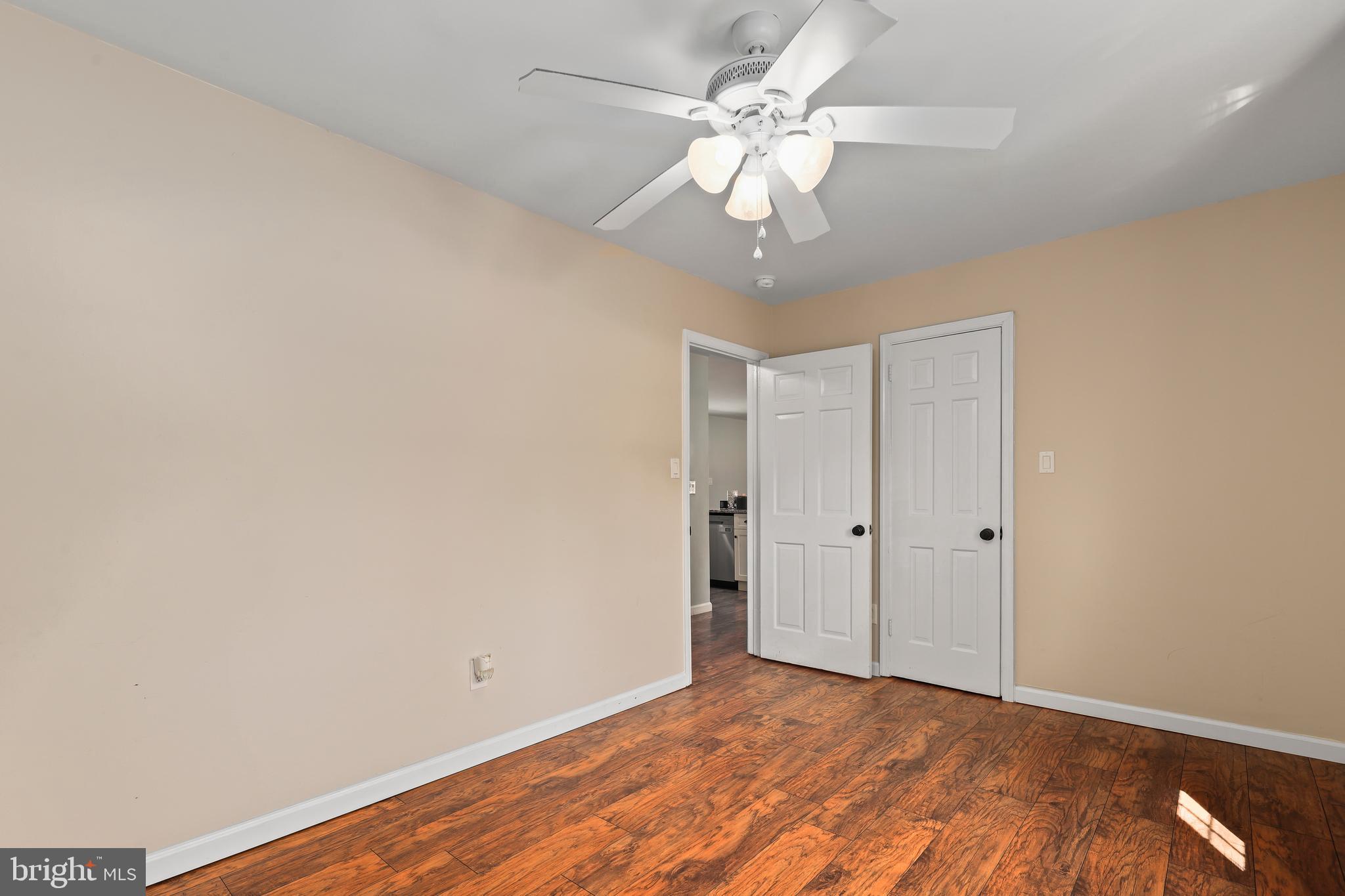 RAINBOW/RIVULET/SHERWOOD - Residential Lease