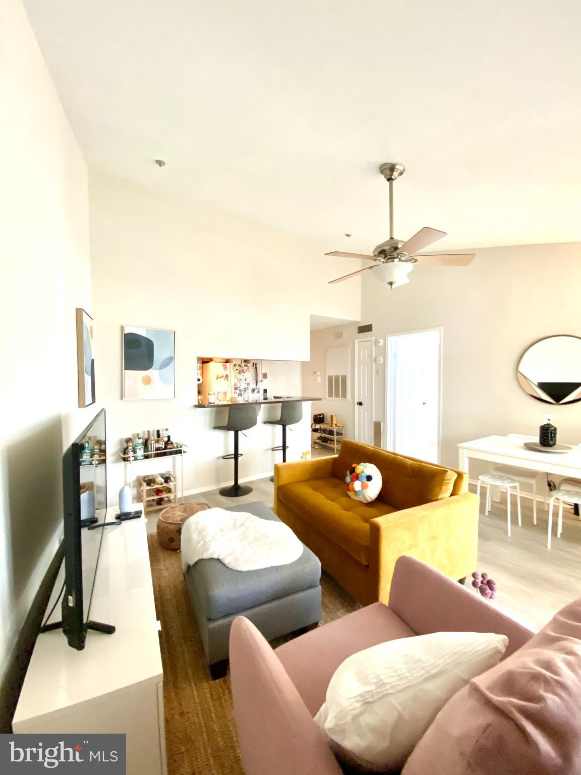 POINTE AT PARK CENTER - Residential Lease