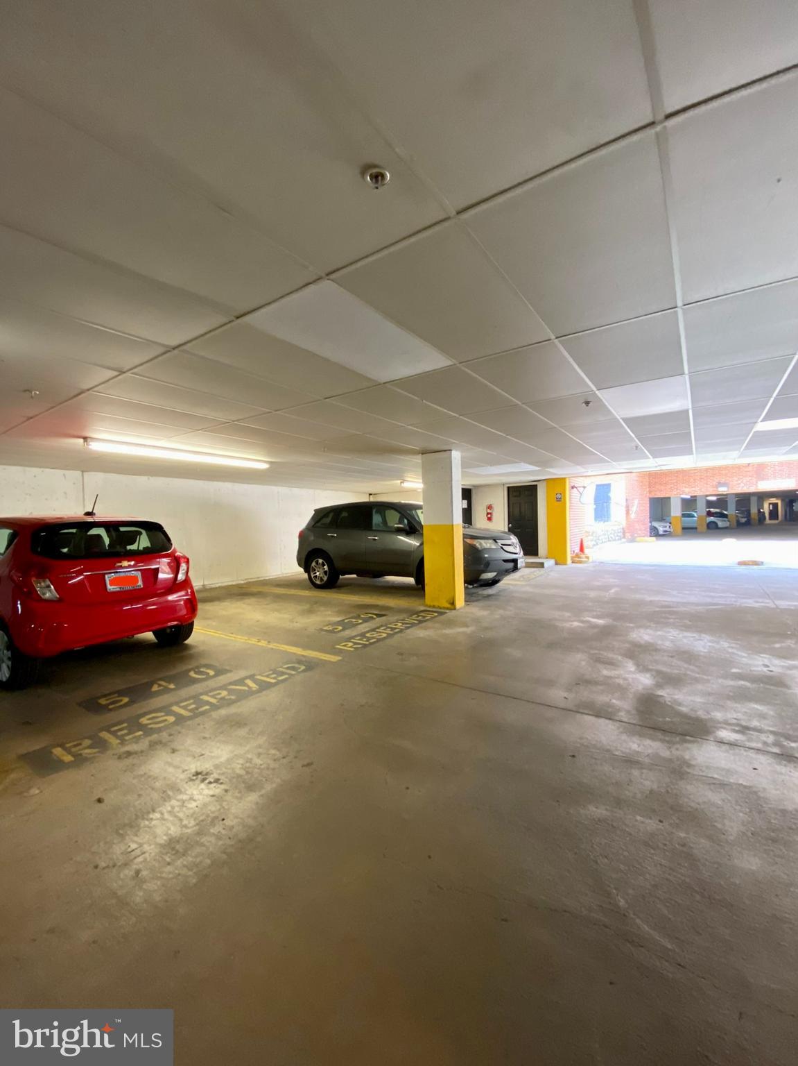 POINTE AT PARK CENTER - Residential Lease